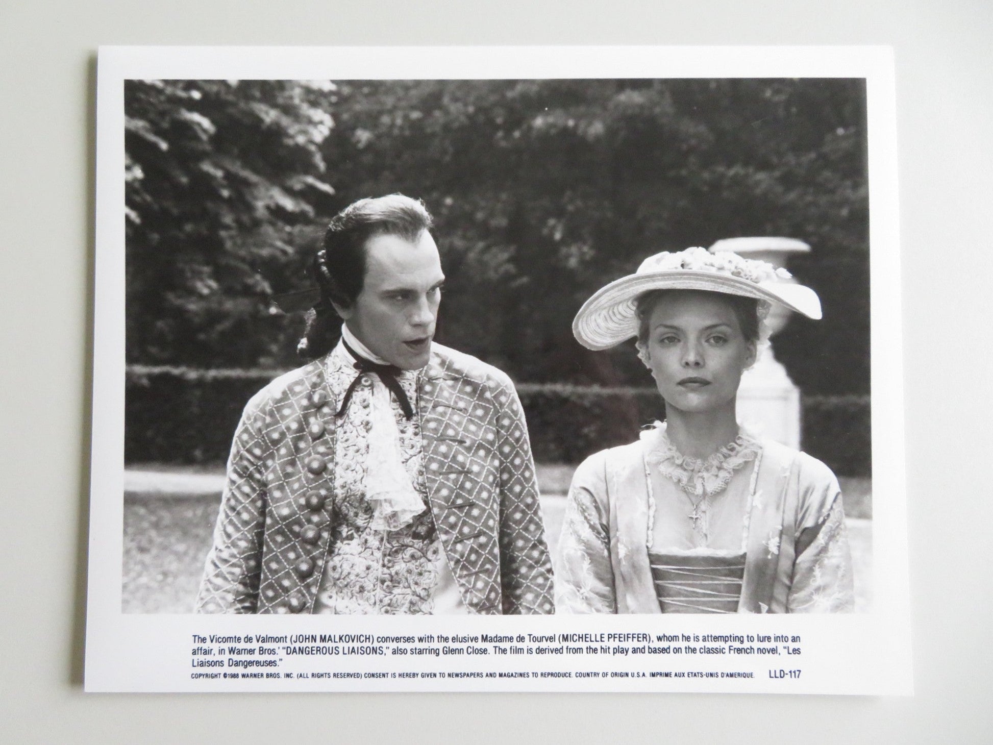 DANGEROUS LIAISONS - A MOVIE STILL PHOTO LOT OF 10 JOHN MALKOVICH PFEIFFER 1988 - Rendezvous Cinema