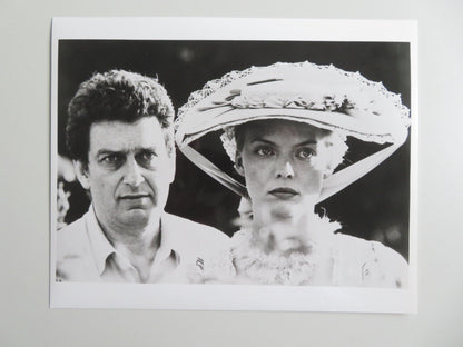 DANGEROUS LIAISONS - B MOVIE STILL PHOTO LOT OF 2 JOHN MALKOVICH PFEIFFER 1988 Movie posters