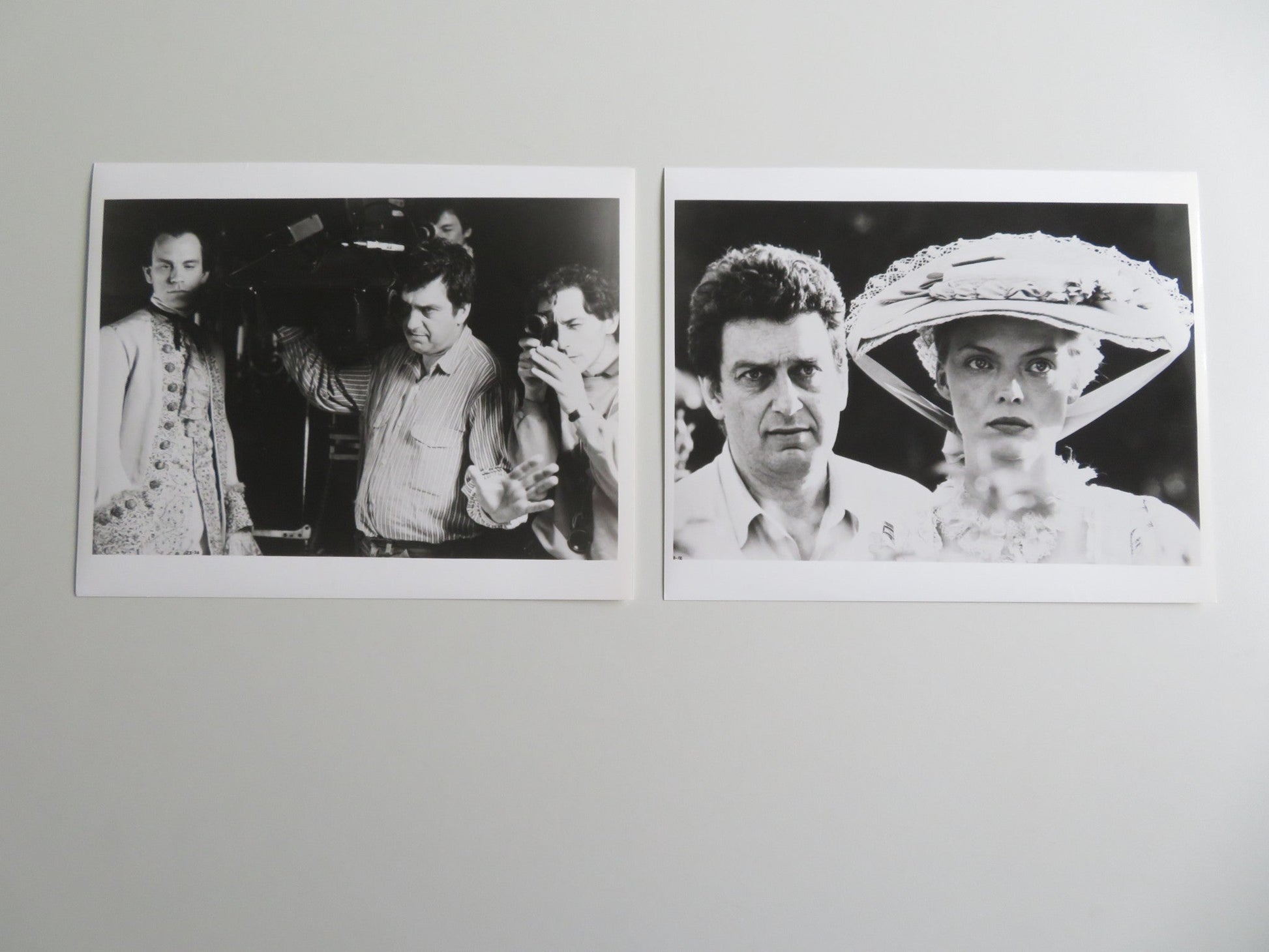 DANGEROUS LIAISONS - B MOVIE STILL PHOTO LOT OF 2 JOHN MALKOVICH PFEIFFER 1988 Movie posters