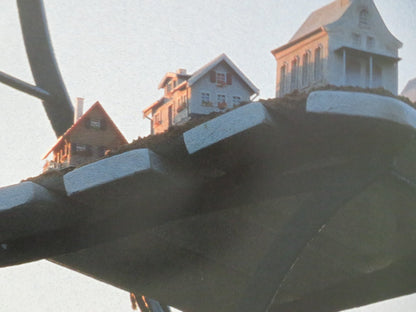 DAS WELTKIND IN DER MITTEN GERMAN STAGE POSTER ROLLED TANKRED DORST 1987 Movie posters