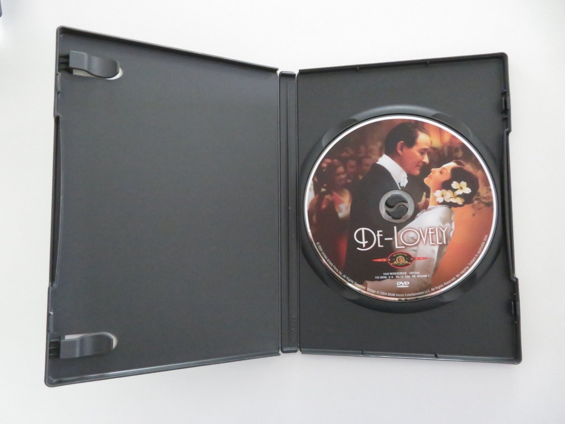 DE - LOVELY (DVD) KEVIN KLINE ASHLEY JUDD 2004 REGION 1 Movie posters