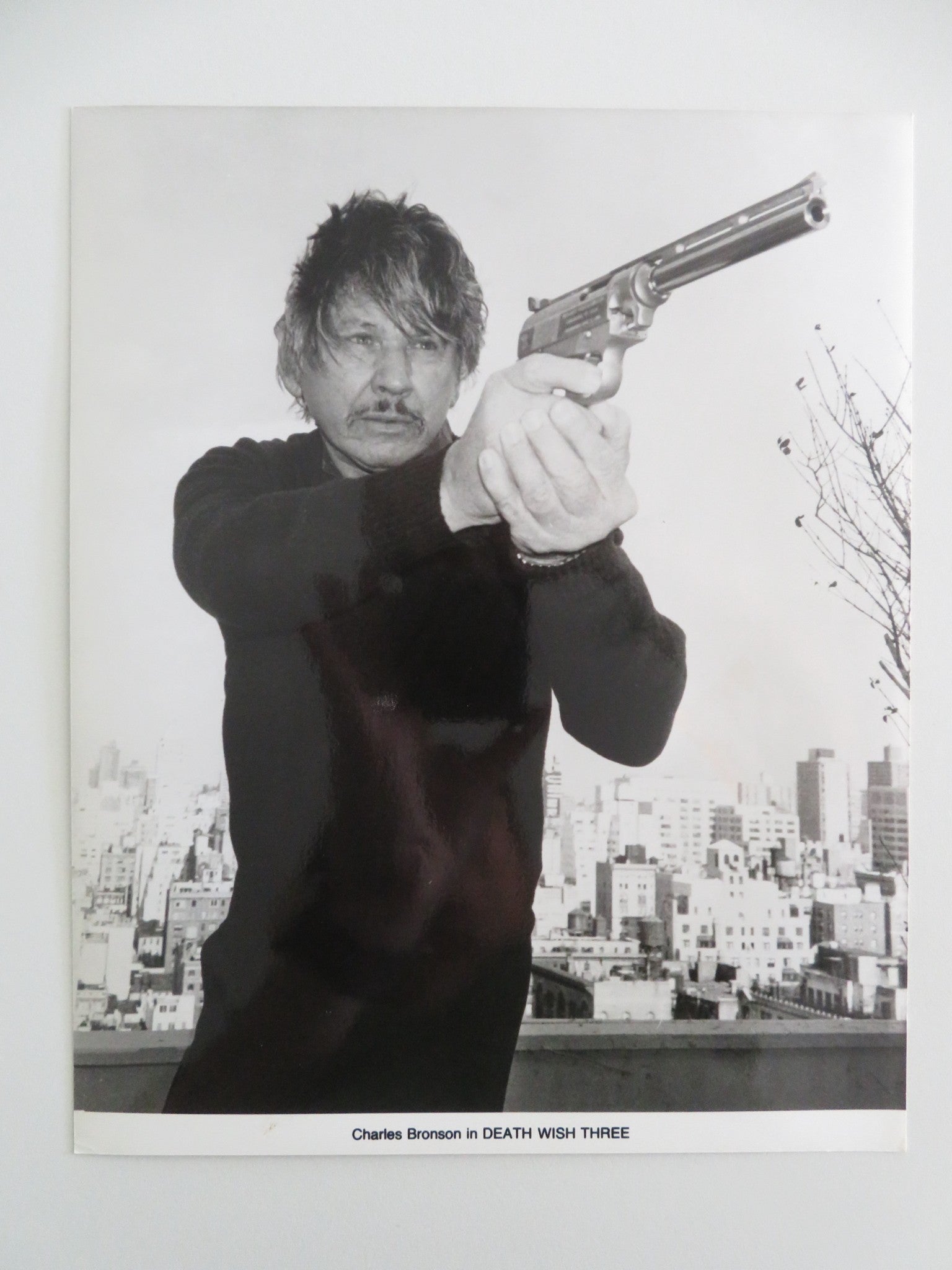 DEATH WISH 3 - A MOVIE STILL PHOTO LOT OF 3 CHARLES BRONSON ED LAUTER 1985 Movie posters