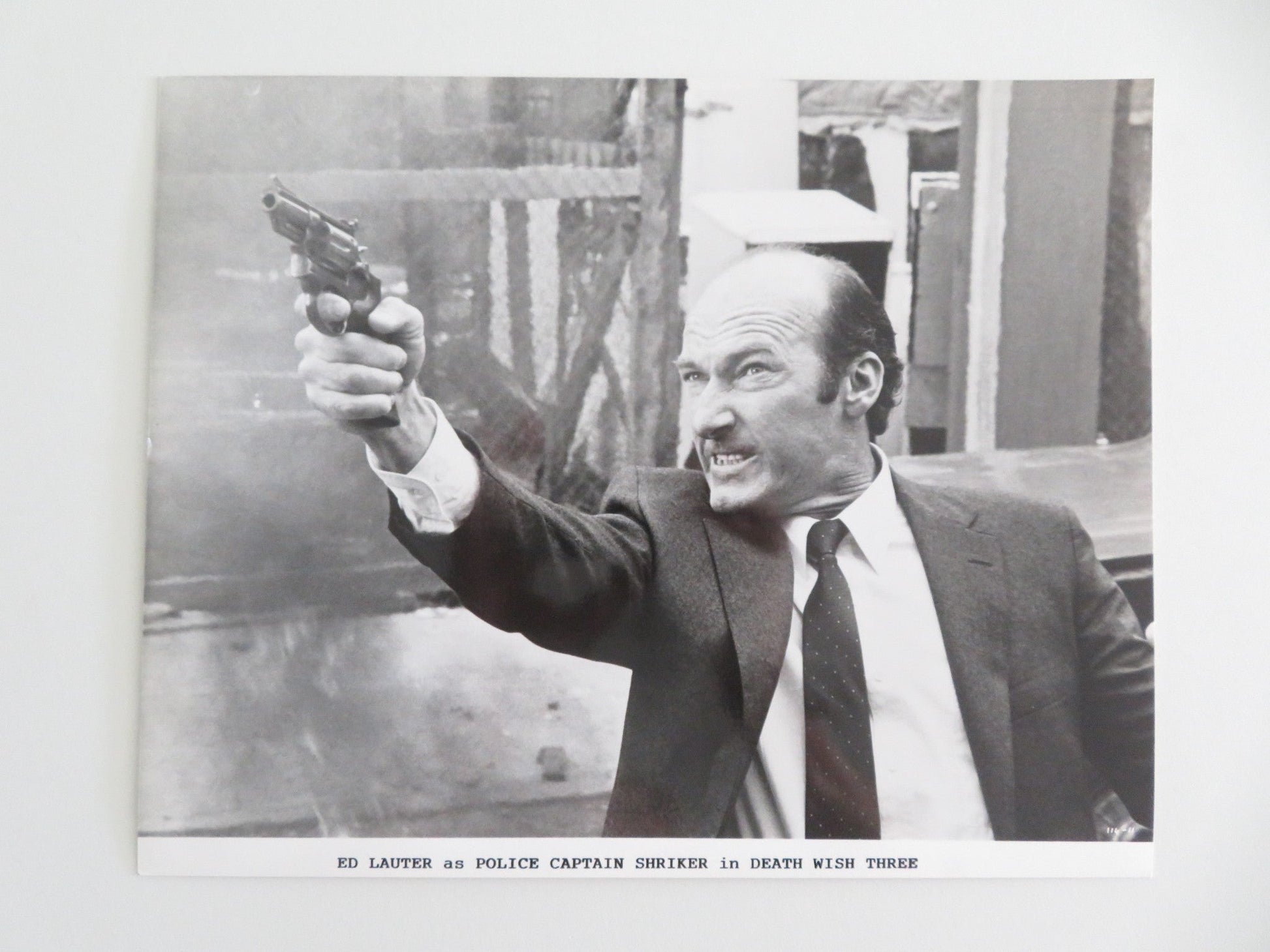 DEATH WISH 3 - A MOVIE STILL PHOTO LOT OF 3 CHARLES BRONSON ED LAUTER 1985 Movie posters