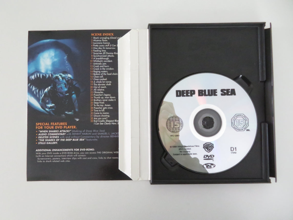 Deep Blue Sea (DVD) Thomas Jane Saffron Burrows 1999 Region 2 Movie posters