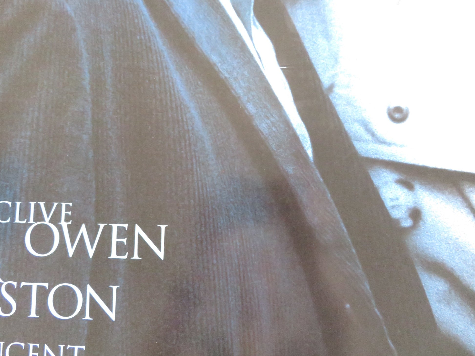 DERAILED US ONE SHEET ROLLED POSTER CLIVE OWEN JENNIFER ANISTON 2005 Rendezvous Cinema Movie posters