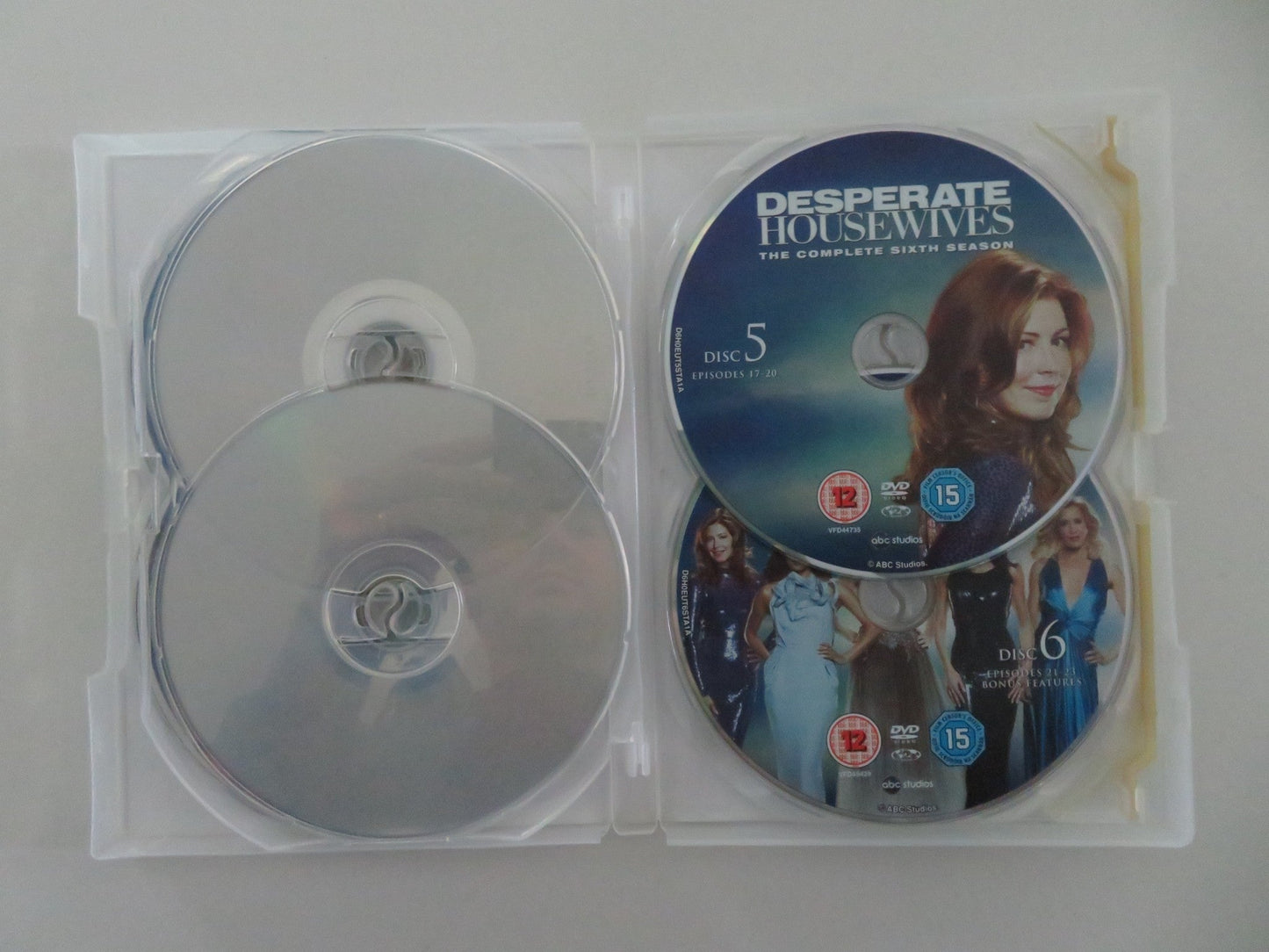 DESPERATE HOUSEWIVES THE COMPLETE SIXTH SEASON - 6 DISCS (DVD) 2010 REGION 2 Movie posters