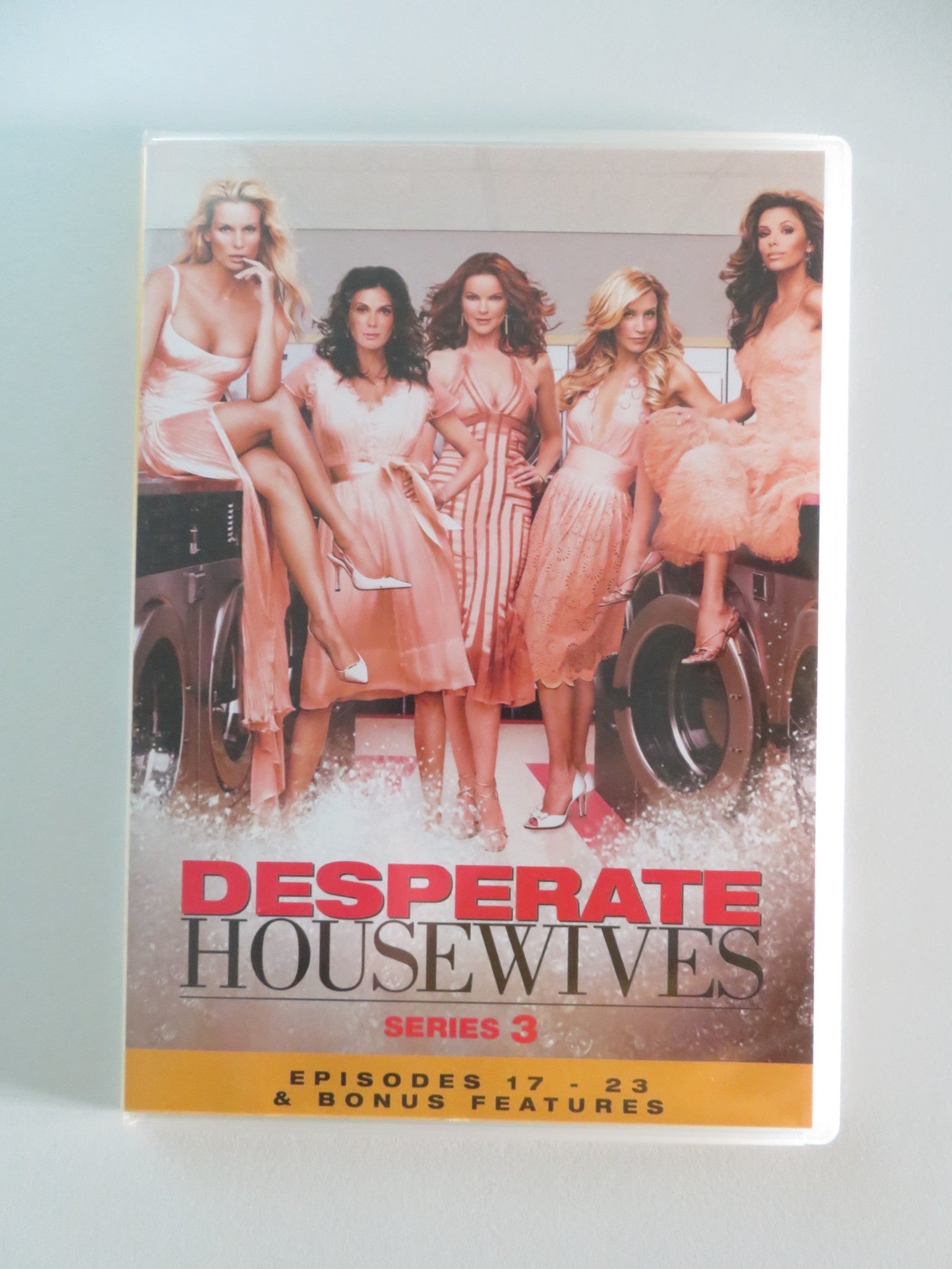 DESPERATE HOUSWIVES THE DIRTY LAUNDRY EDITION THIRD SERIES (DVD BOXSET) REGION 2 Movie posters