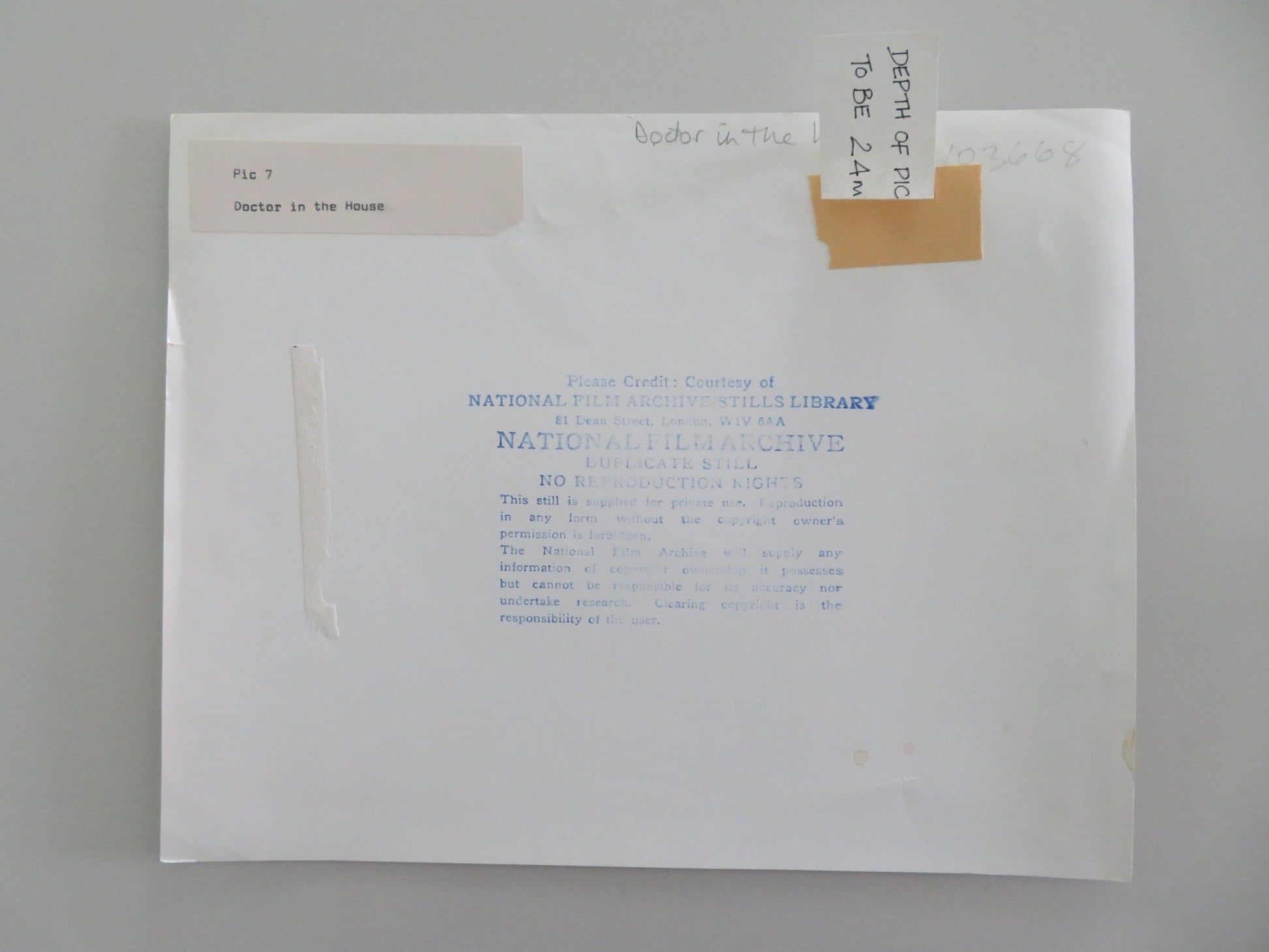 DOCTOR IN THE HOUSE MOVIE STILL PHOTO DIRK BOGARDE KENNETH MORE 1954 Movie posters