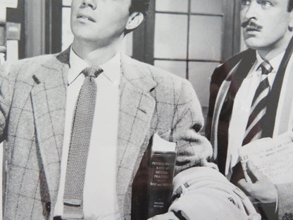 DOCTOR IN THE HOUSE MOVIE STILL PHOTO DIRK BOGARDE KENNETH MORE 1954 Movie posters