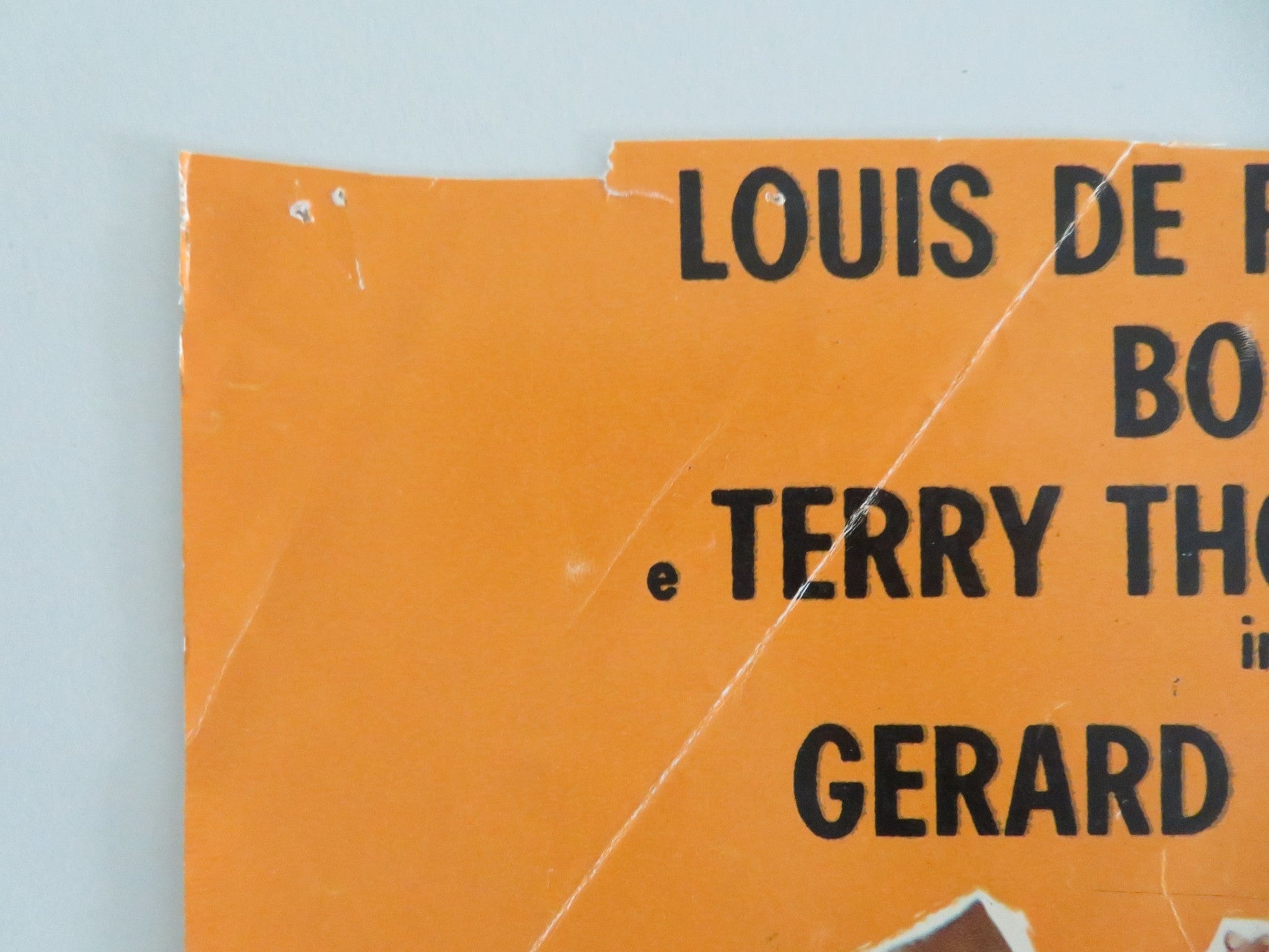 Don't Look Now We're Being Shot At Italian Fotobusta Poster Louis de Funès 1966 Movie posters