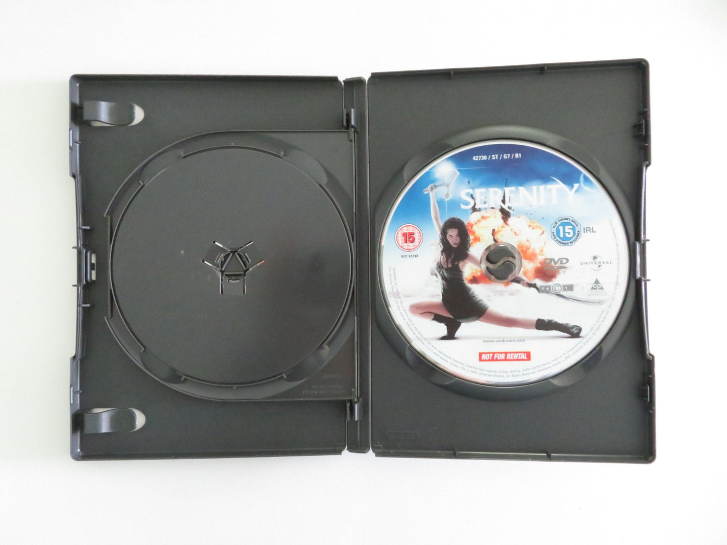 DOOM - EXTENDED EDITION AND SERENITY - 2 FILM BOXSET (DVD) 2005 REGION 2, 5 Movie posters