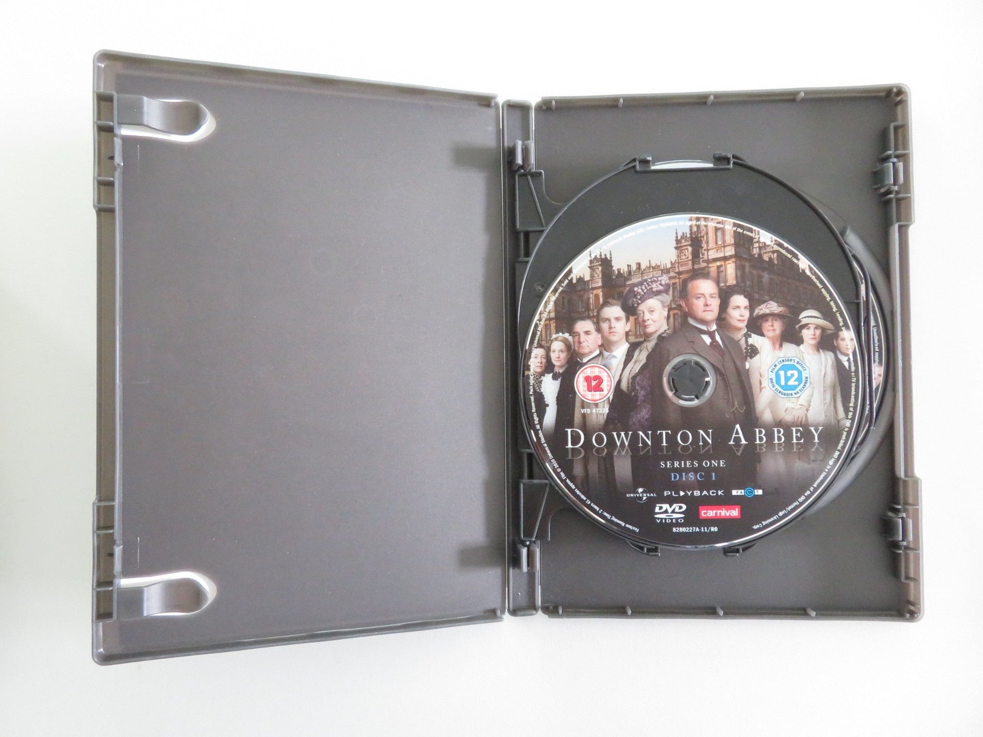 Downton Abbey Series One & Two (DVD BoxSet) Maggie Smith 2010 Region 2, 4, 5 Movie posters