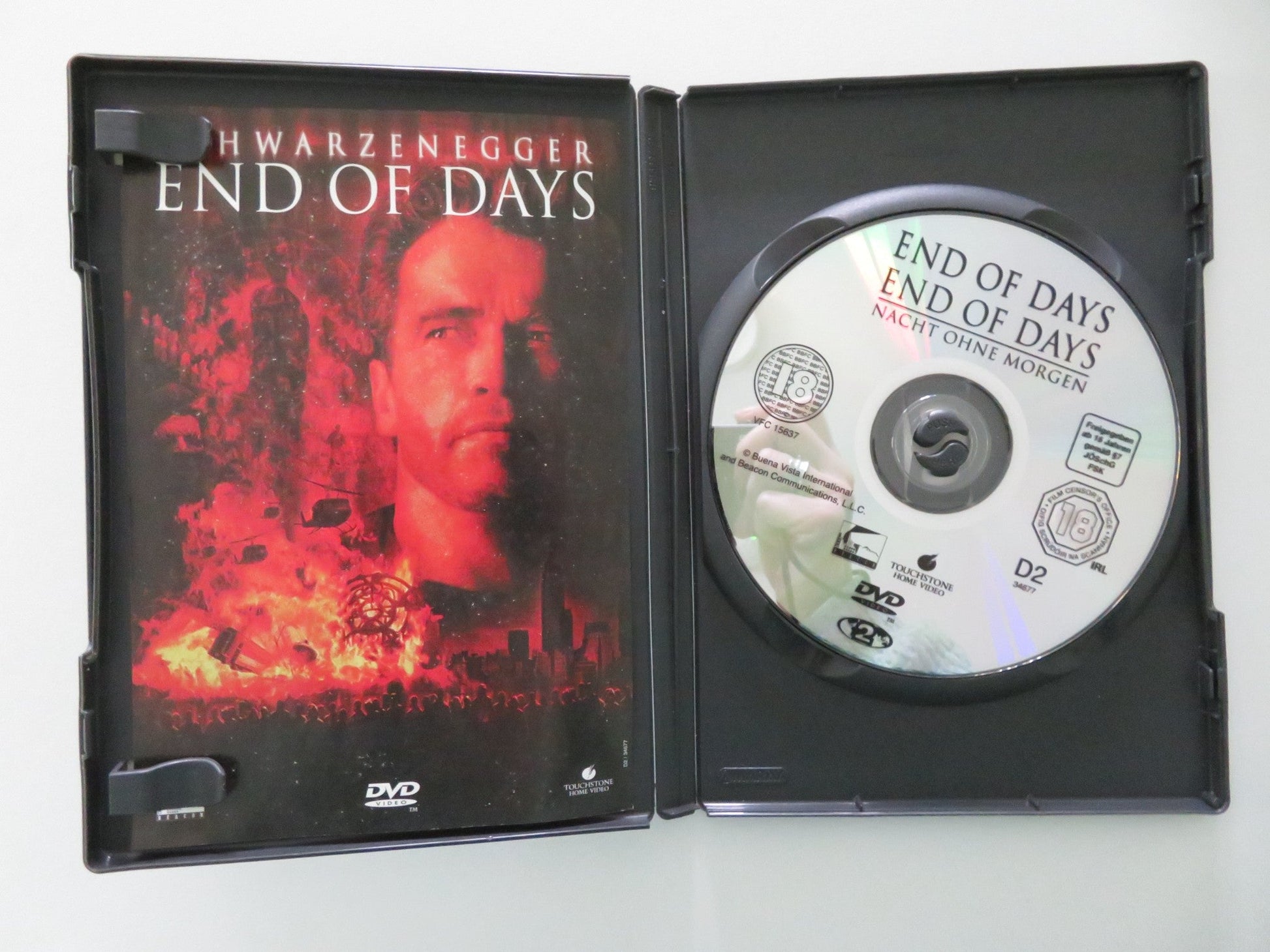 End of Days (DVD) Arnold Schwarzenegger Gabriel Byrne 1999 Region 2 Movie posters