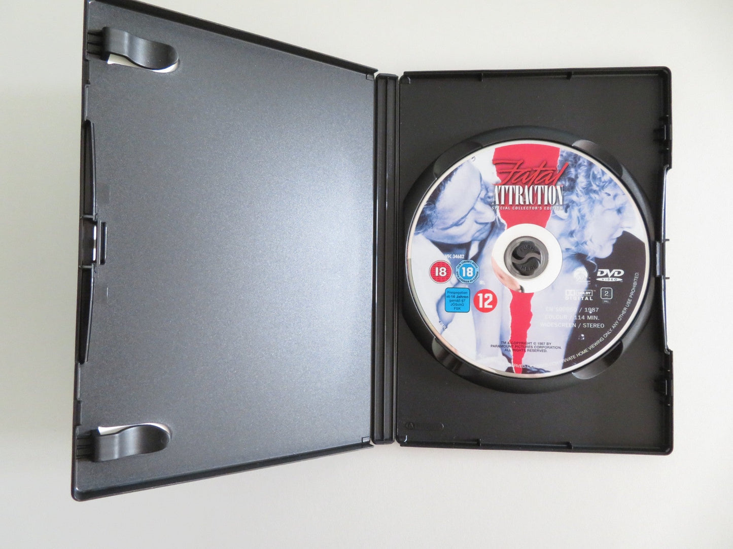 FATAL ATTRACTION - SPECIAL COLLECTOR'S EDITION (DVD) DOUGLAS CLOSE 1987 REGION 2 Movie posters