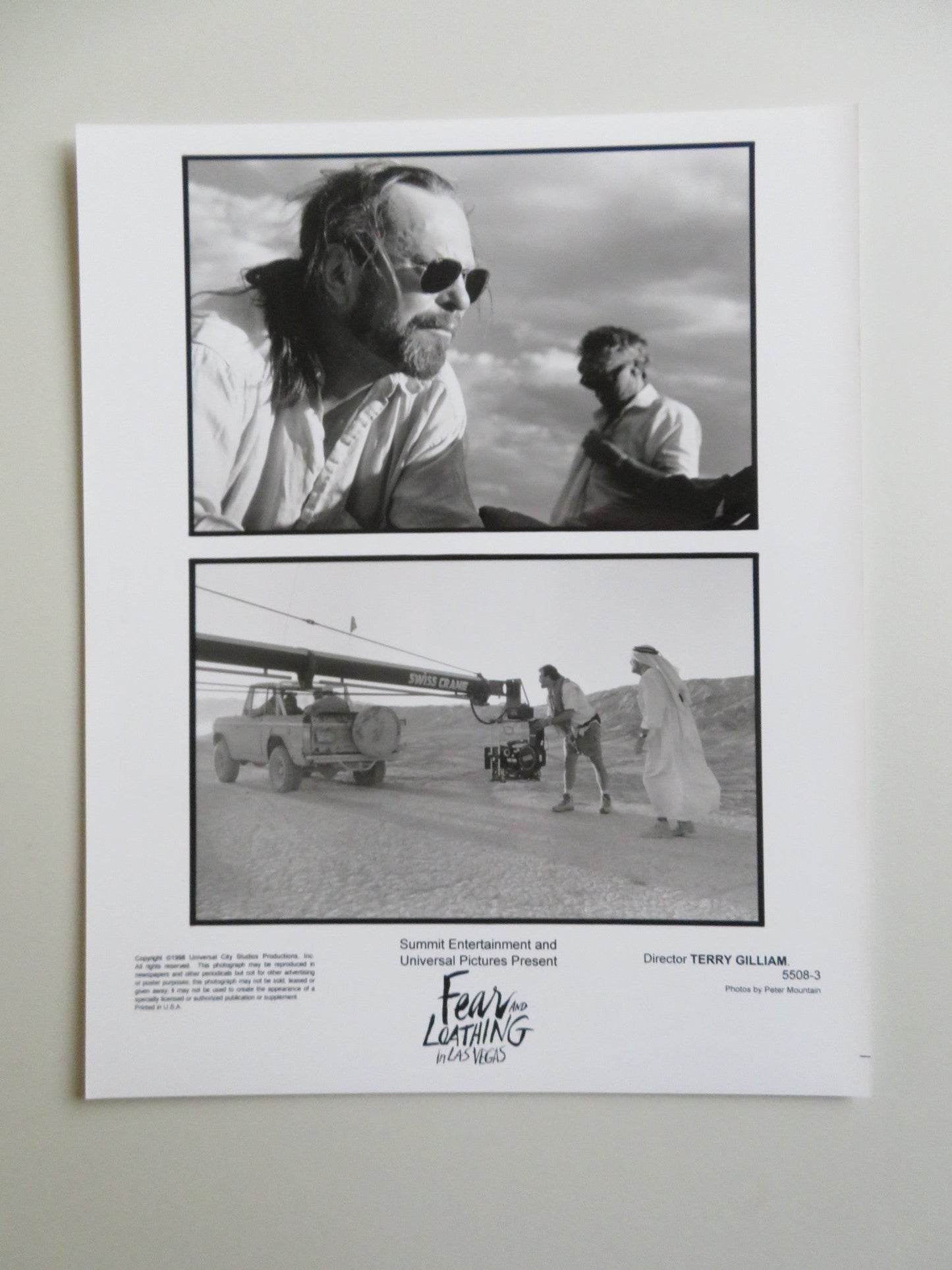 FEAR AND LOATHING IN LAS VEGAS PRESS KIT 1998 JOHNNY DEPP BENICIO DEL TORO Movie posters