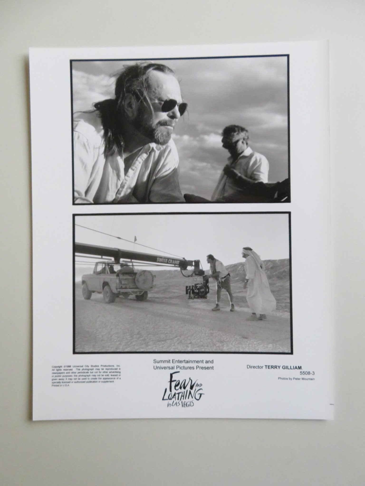 FEAR AND LOATHING IN LAS VEGAS PRESS KIT 1998 JOHNNY DEPP BENICIO DEL TORO Movie posters