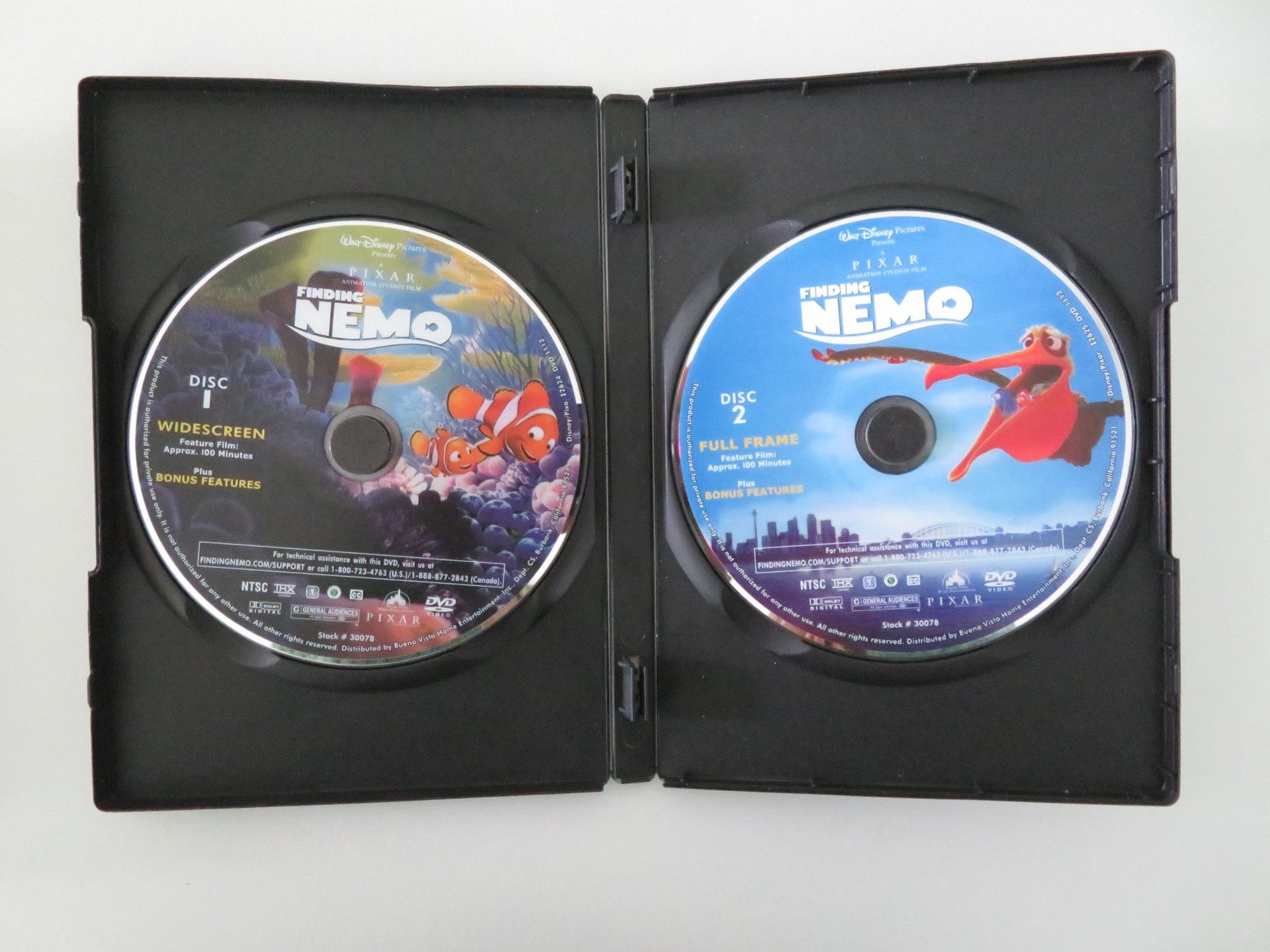 Finding Nemo - 2 disc collector's edition (DVD) Disney A. Gould 2003 Region 1 Movie posters