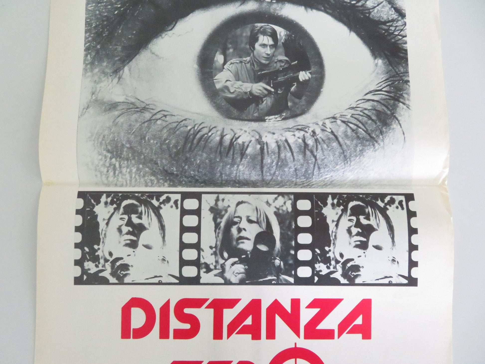 FOCAL POINT ITALIAN LOCANDINA POSTER ANNIE GIRARDOT JACQUES DUTRONC 1977 Movie posters