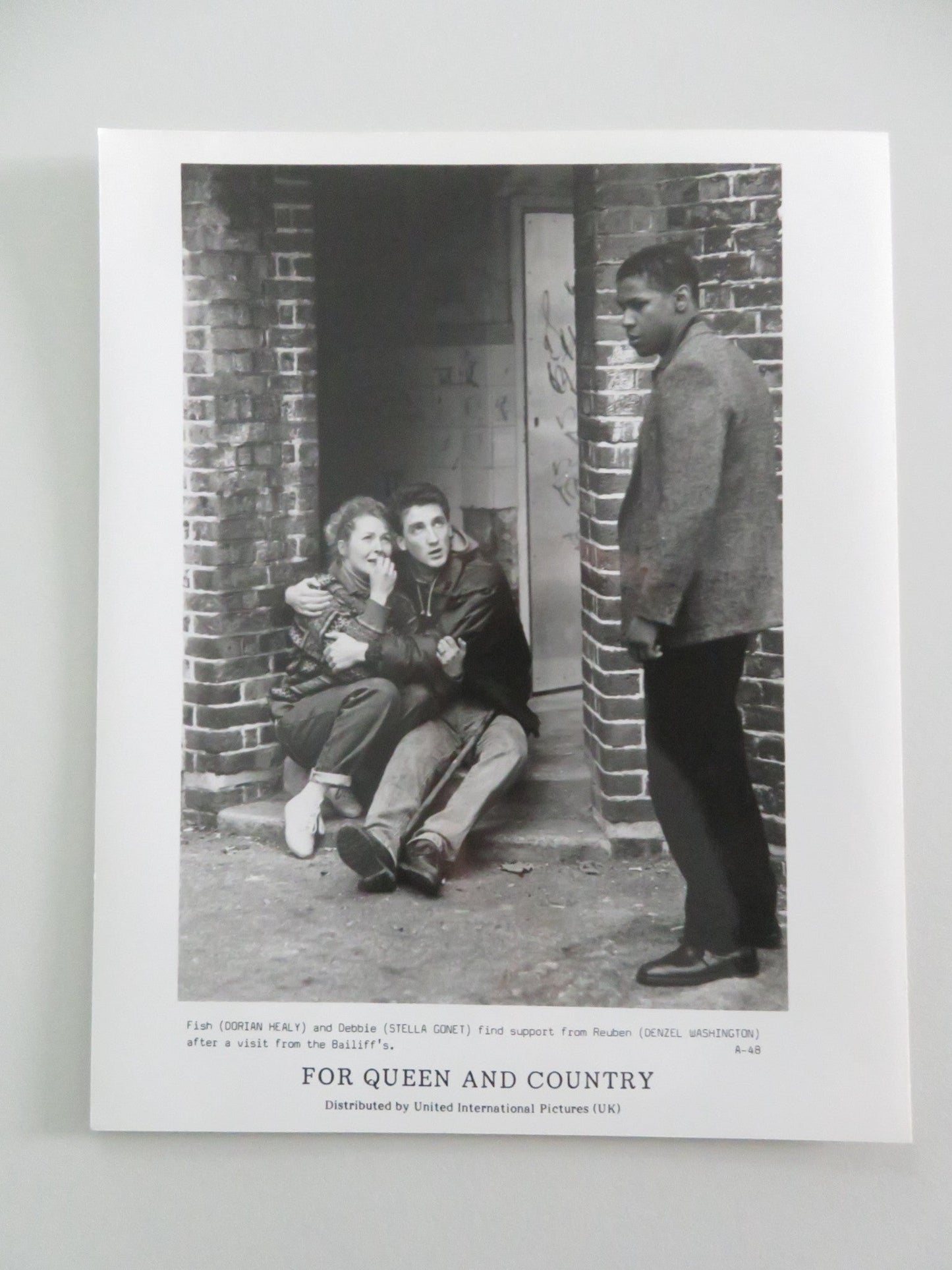 FOR QUEEN AND COUNTRY MOVIE STILL PHOTO LOT OF 6 DENZEL WASHINGTON D. HEALY 1988 Movie posters