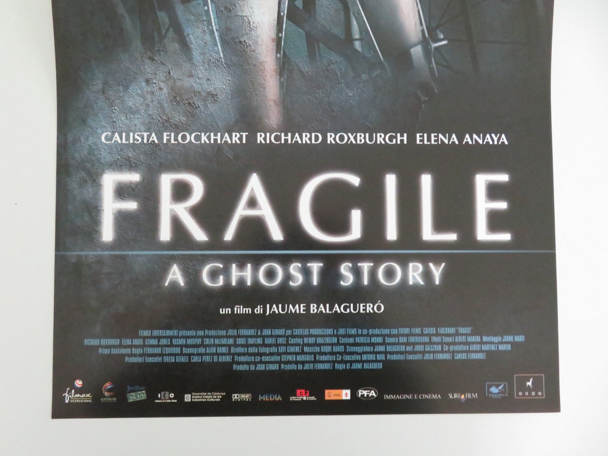 FRAGILE ITALIAN LOCANDINA POSTER CALISTA FLOCKHART RICHARD ROXBURGH 2005 Movie posters