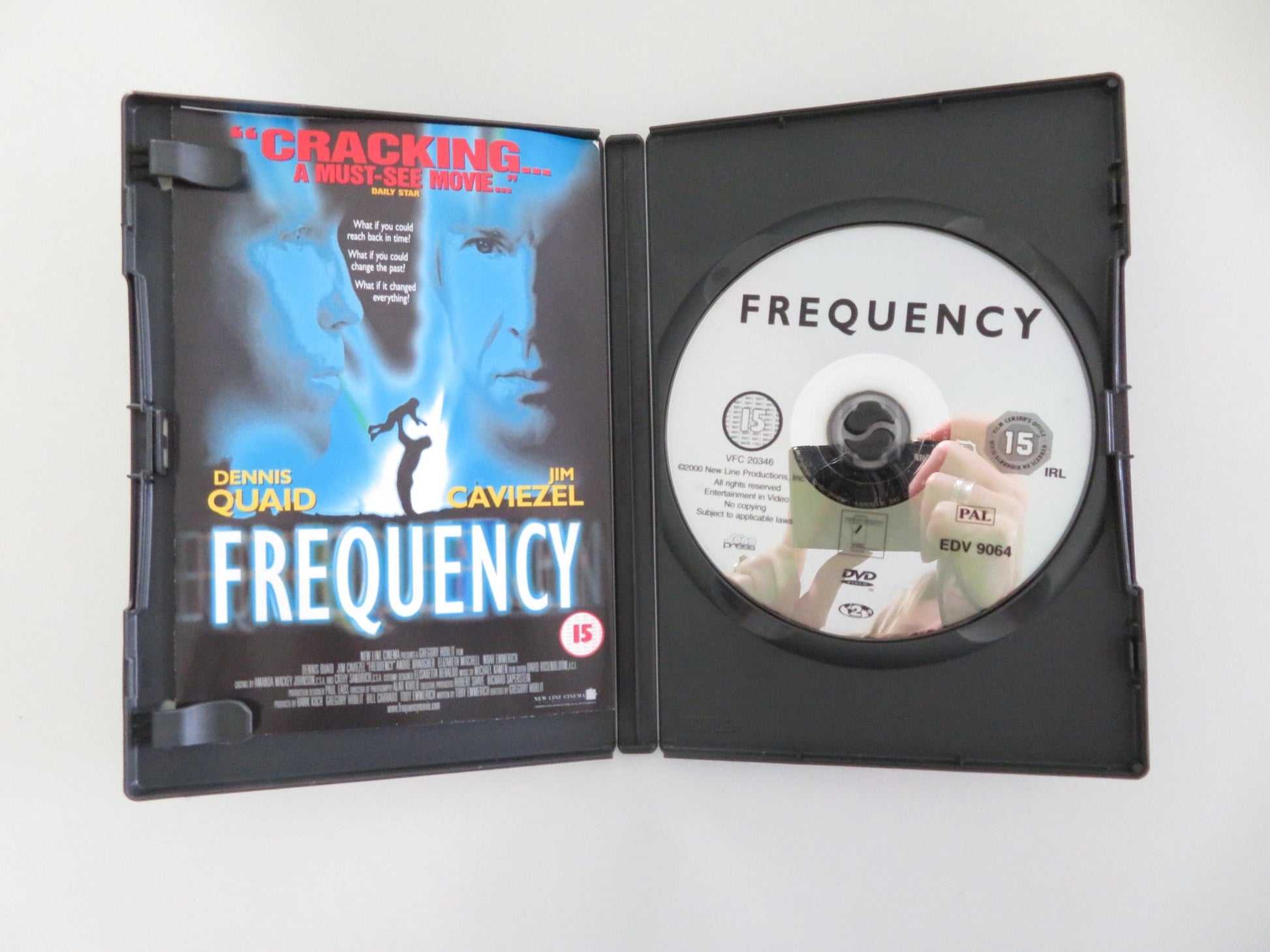 FREQUENCY (DVD) DENNIS QUAID JIM CAVIEZEL 2000 REGION 2 Movie posters
