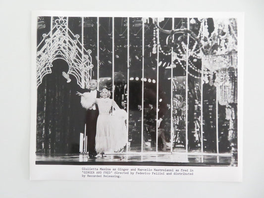 GINGER & FRED MOVIE STILL PHOTO MARCELLO MASTROIANNI GIULIETTA MASINA 1986 Movie posters