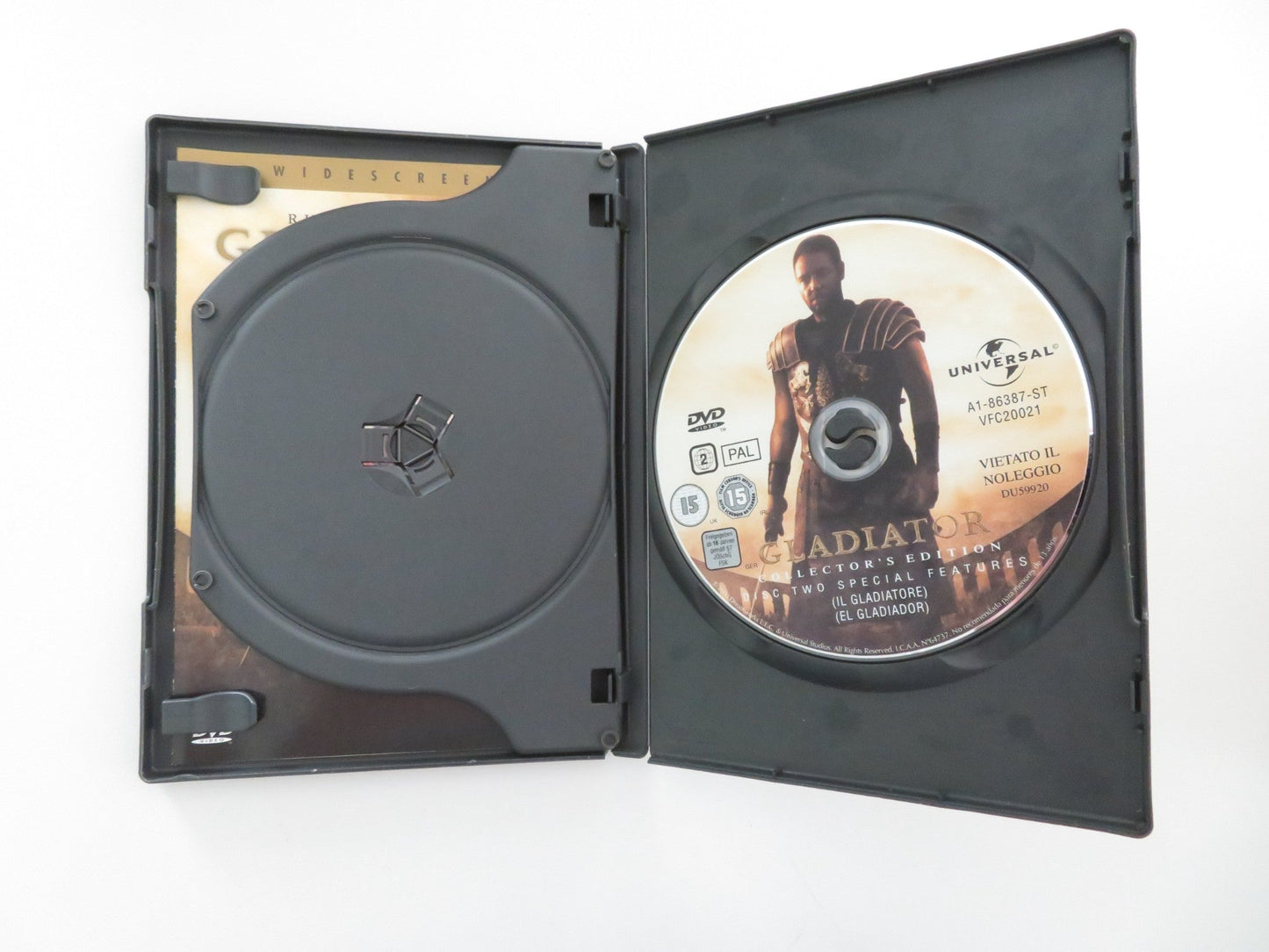 GLADIATOR - SPECTACULAR 2 DISC DVD (DVD) RUSSELL CROWE J. PHOENIX 2000 REGION 2 Movie posters