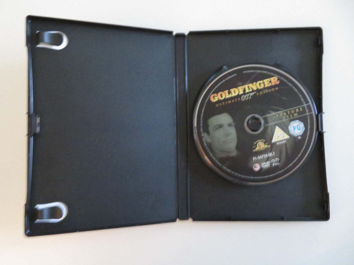 GOLDFINGER (DVD) JAMES BOND 007 SEAN CONNERY HONOR BLACKMAN 1964 REGION 2 Movie posters