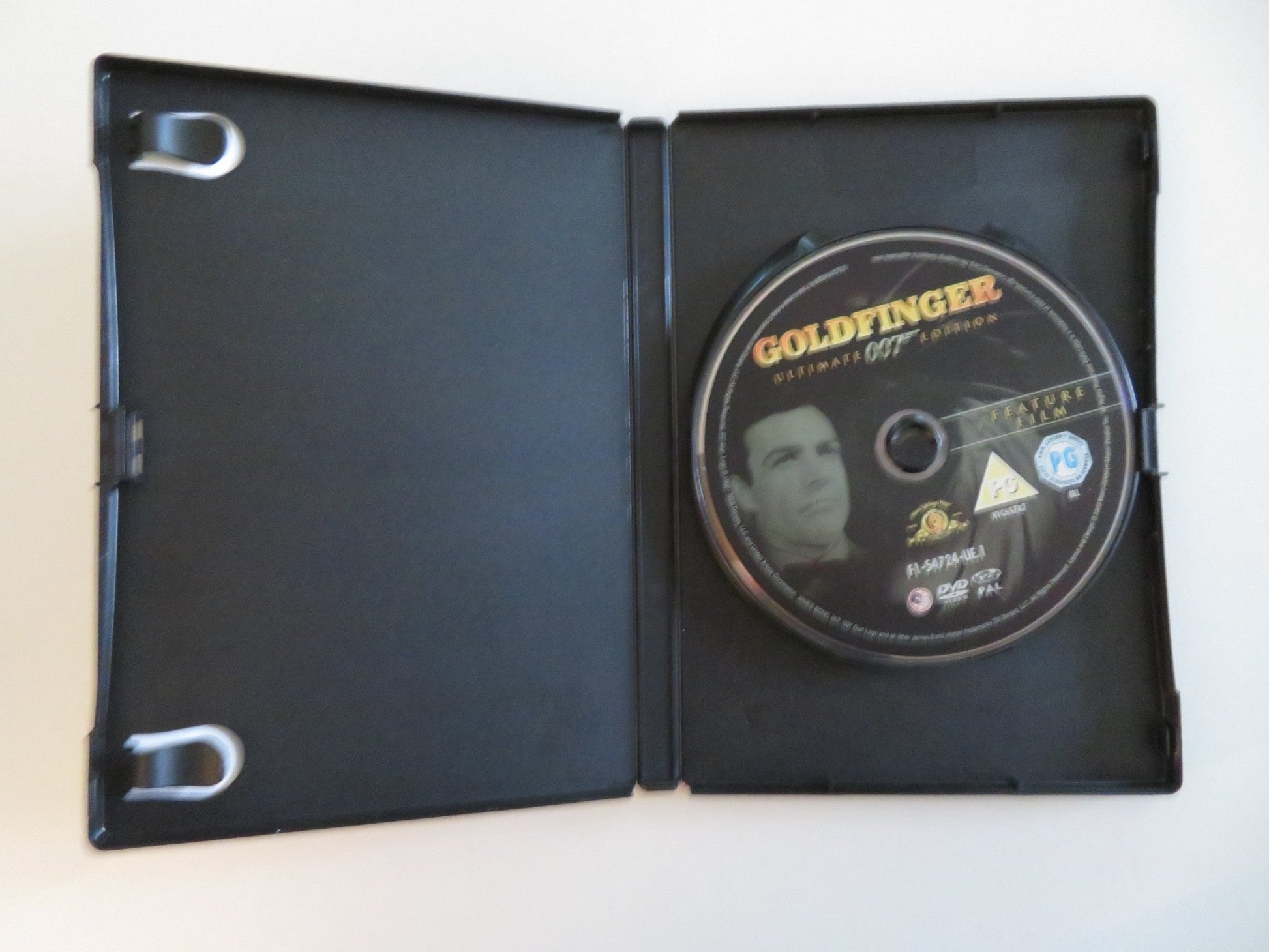 GOLDFINGER (DVD) JAMES BOND 007 SEAN CONNERY HONOR BLACKMAN 1964 REGION 2 Movie posters