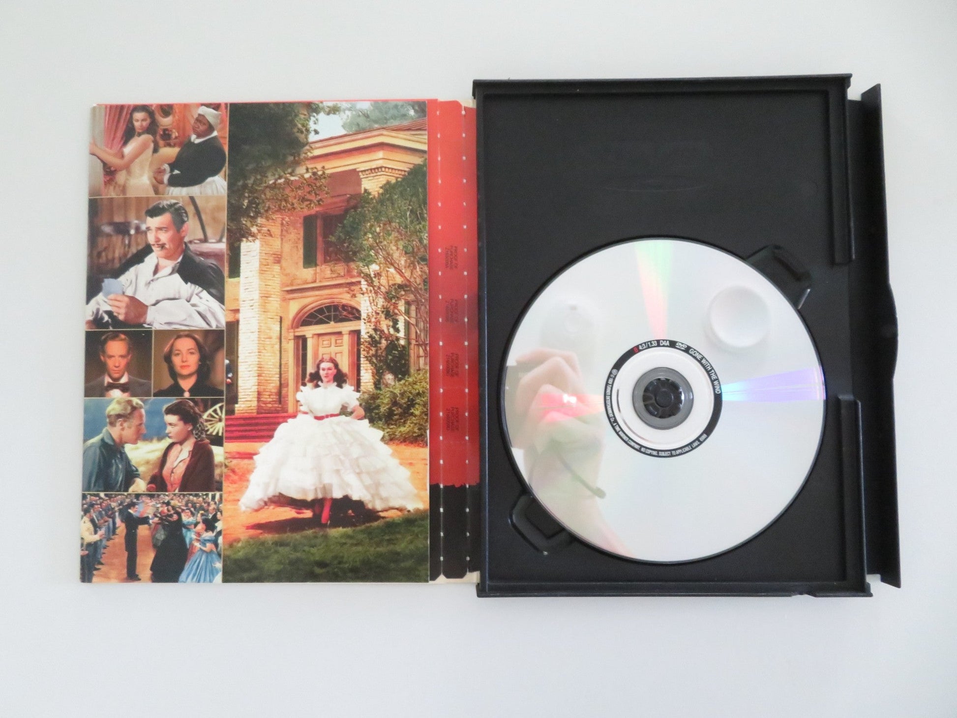 GONE WITH THE WIND (DVD) CLARK GABLE VIVIEN LEIGH 1939 REGION 2 Movie posters