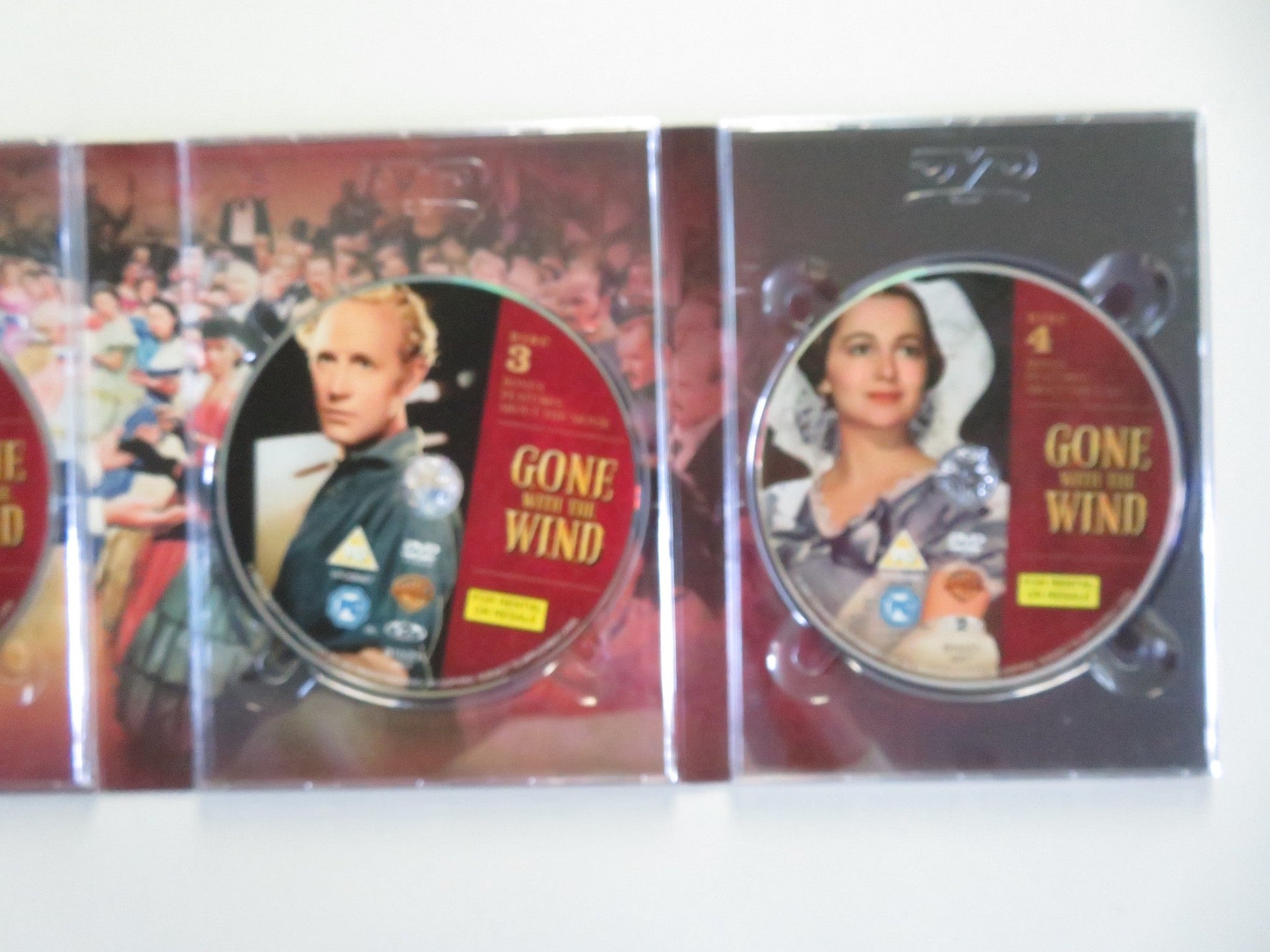 Gone With The Wind - Four - disc Collector's Edition (DVD BoxSet) 1939 Region 2 Movie posters