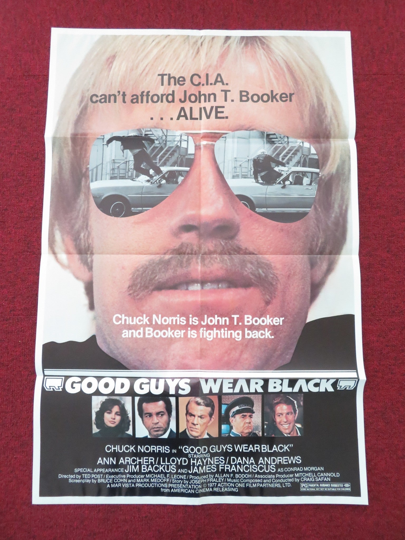 Good Guys Wear Black Folded US One Sheet Poster Chuck Norris Anne Archer 1977 Movie posters