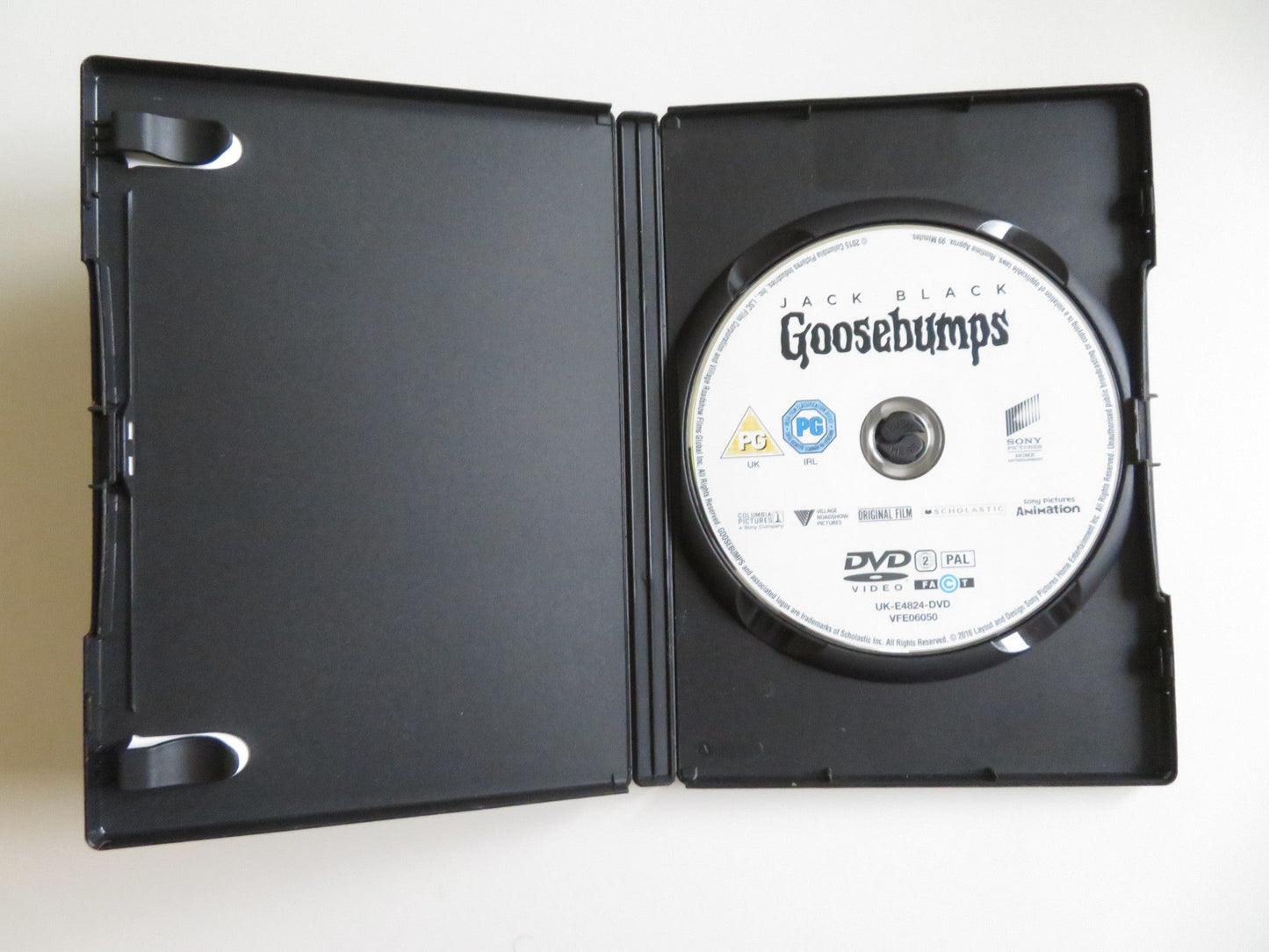 GOOSEBUMPS (DVD) JACK BLACK DYLAN MINNETTE 2015 REGION 2 Movie posters