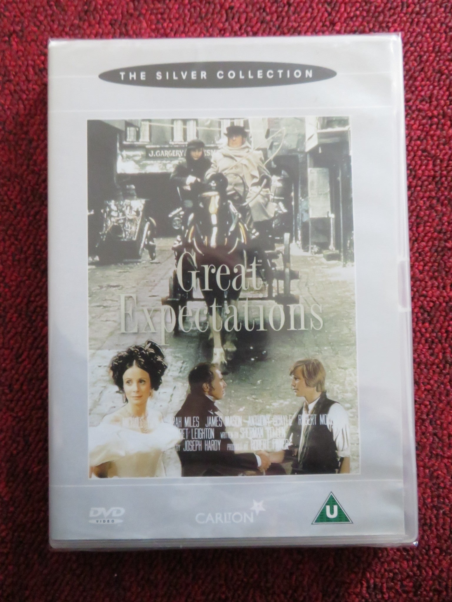 GREAT EXPECTATIONS (DVD) ROBERT MORLEY SARAH MILES 1974 REGION 2 Rendezvous Cinema Movie posters