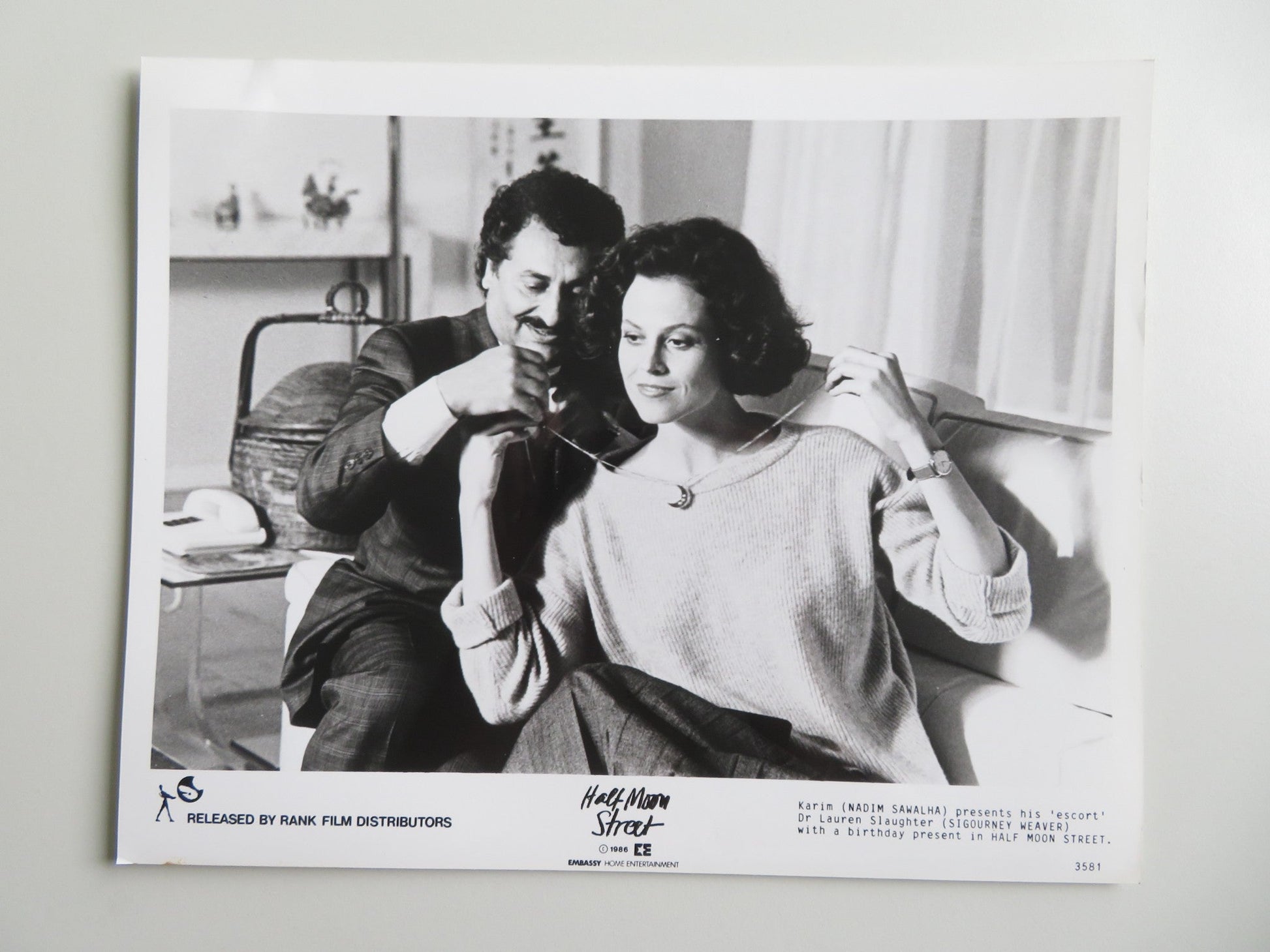 HALF MOON STREET - B MOVIE STILL PHOTO LOT OF 6 SIGOURNEY WEAVER M. CAINE 1986 Movie posters