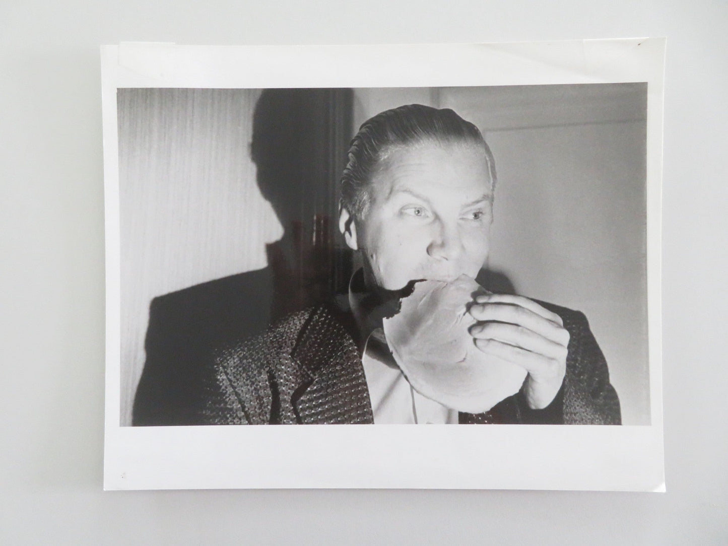 HAMLET GOES BUSINESS MOVIE STILL PHOTO PIRKKA - PEKKA PETELIUS ESKO SALMINEN 1987 Movie posters