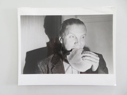 HAMLET GOES BUSINESS MOVIE STILL PHOTO PIRKKA - PEKKA PETELIUS ESKO SALMINEN 1987 Movie posters