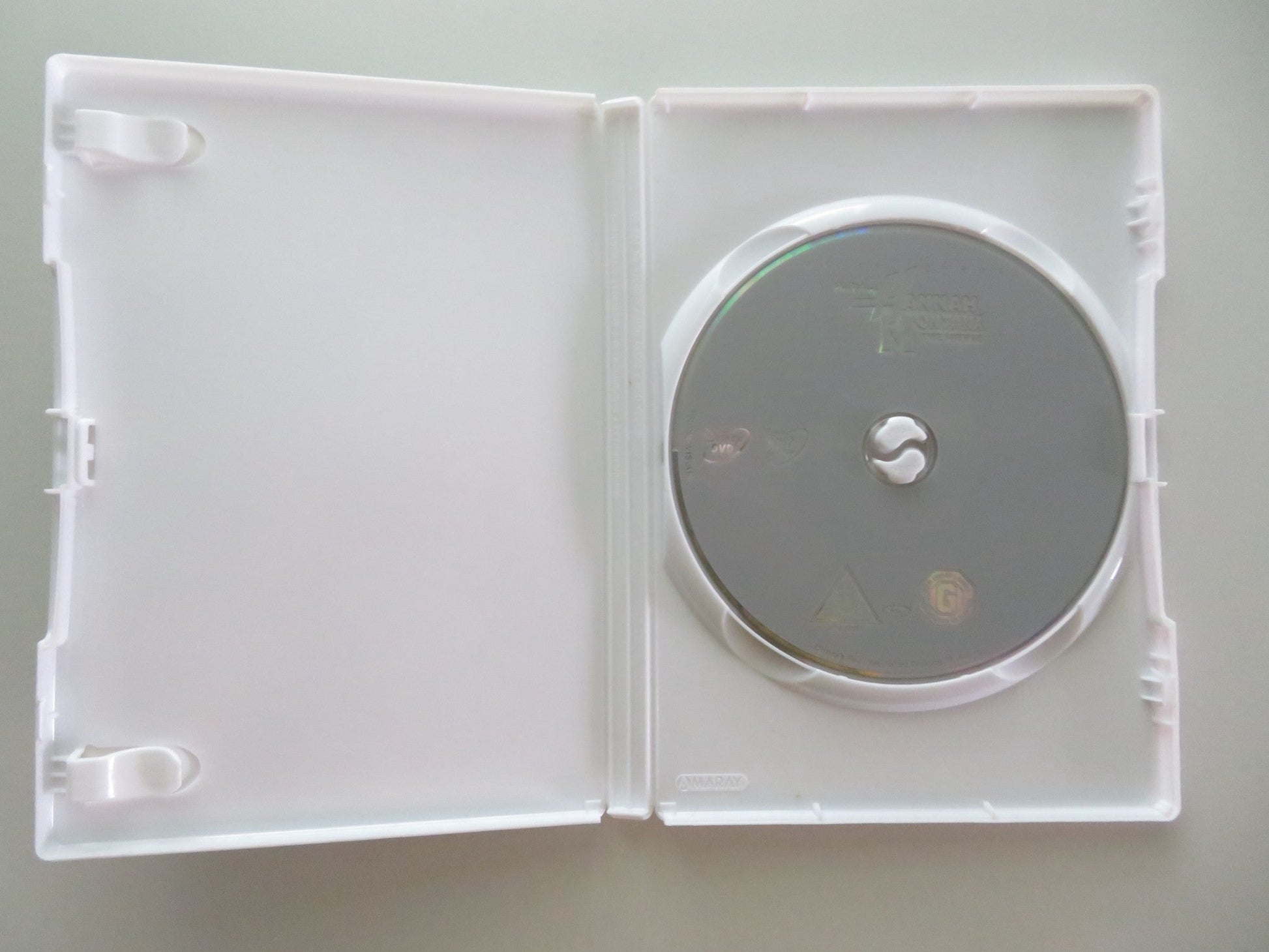 HANNAH MONTANA: THE MOVIE (DVD) DISNEY MILEY CYRUS BILLY RAY CYRUS 2009 REGION 2 Movie posters