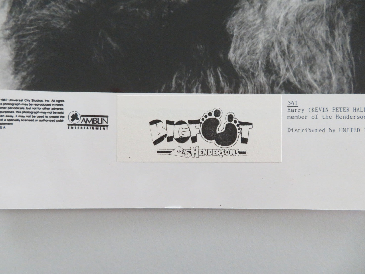 HARRY AND THE HENDERSONS MOVIE STILL PHOTO KEVIN PETER HALL JOHN LITHGOW 1987 Movie posters