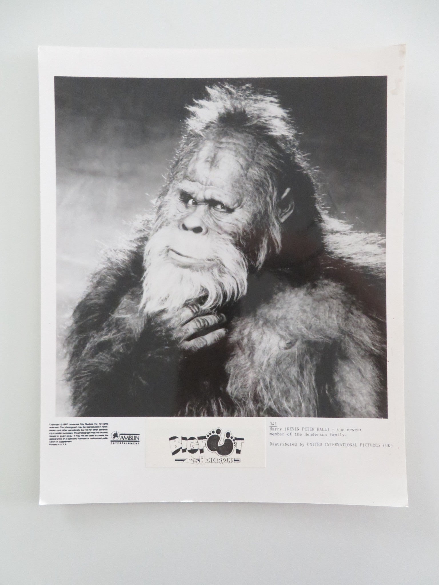 HARRY AND THE HENDERSONS MOVIE STILL PHOTO KEVIN PETER HALL JOHN LITHGOW 1987 Movie posters