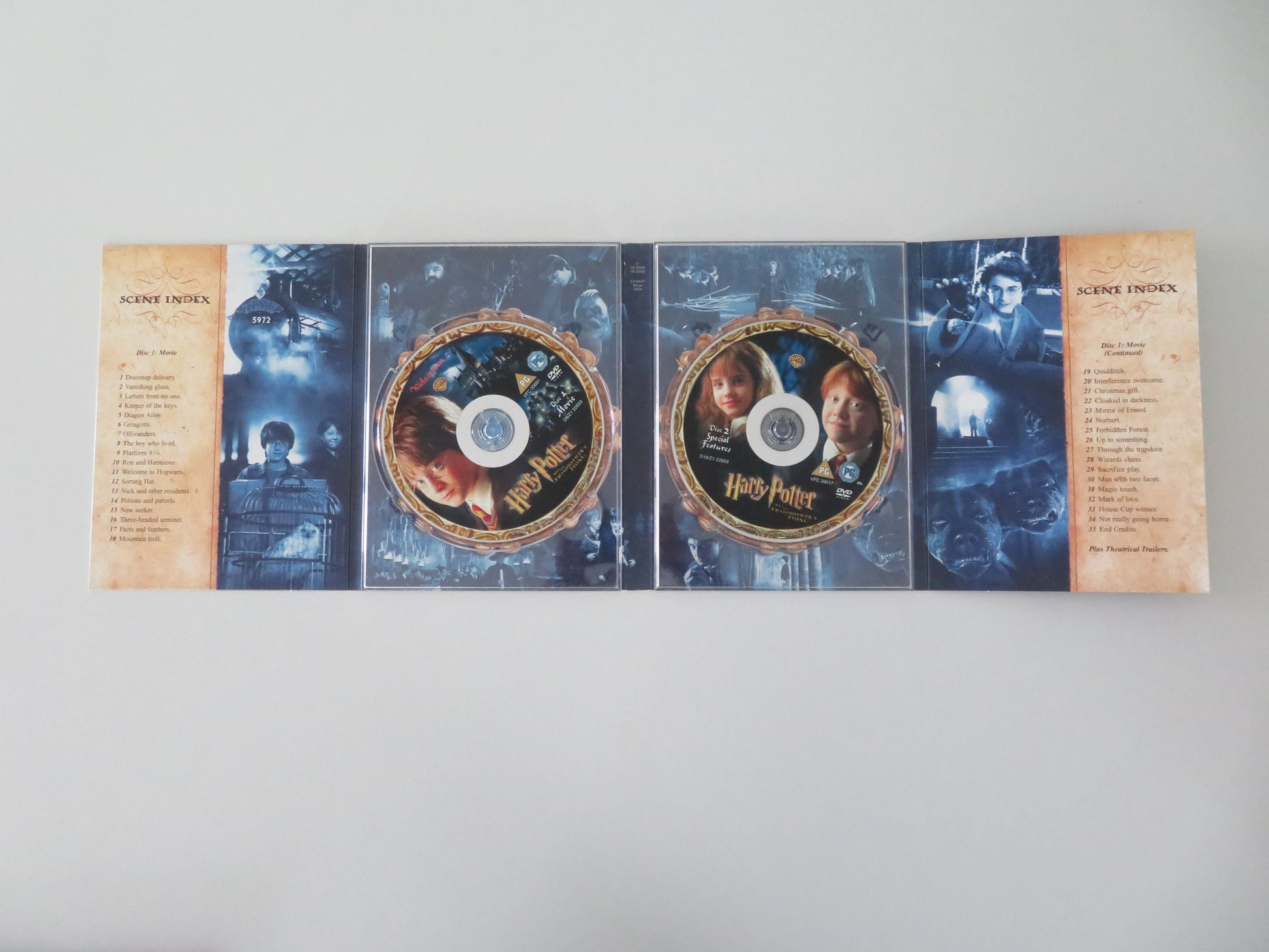 Harry Potter and the Philosopher's Stone (DVD) Radcliffe Watson 2001 Region 2 Movie posters
