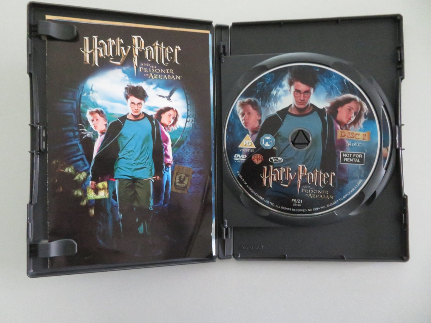 HARRY POTTER AND THE PRISONER OF AZKABAN - 2 DISC EDITION (DVD) 2004 REGION 2 - Rendezvous Cinema