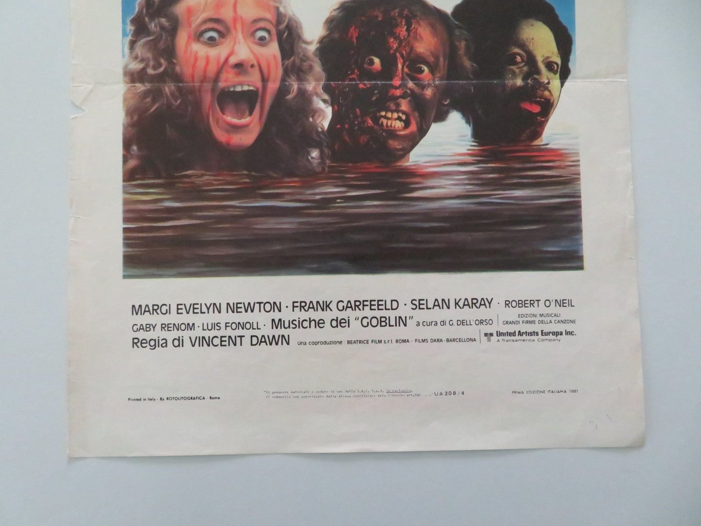 HELL OF THE LIVING DEAD ITALIAN LOCANDINA POSTER MARGIE NEWTON GAROFALO 1981 Movie posters