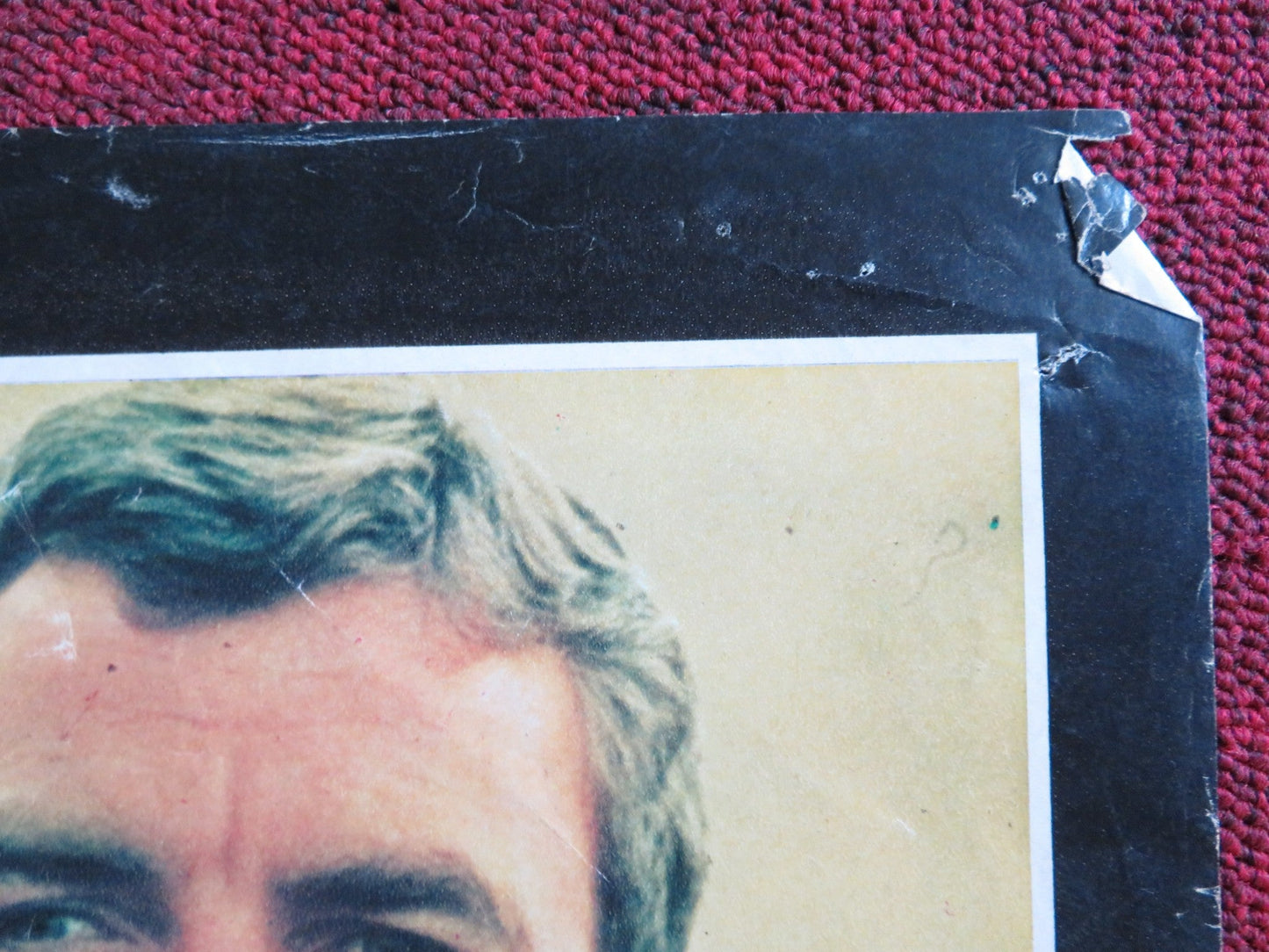 HIGH ROAD TO CHINA - B ITALIAN FOTOBUSTA POSTER FOLDED TOM SELLECK 1983 Rendezvous Cinema Movie posters