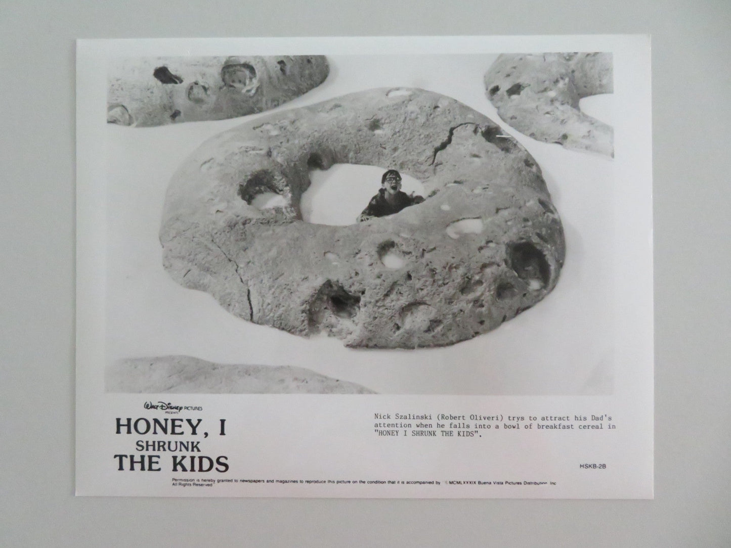 HONEY I SHRUNK THE KIDS MOVIE STILL PHOTO LOT OF 5 DISNEY RICK MORANIS 1989 - Rendezvous Cinema