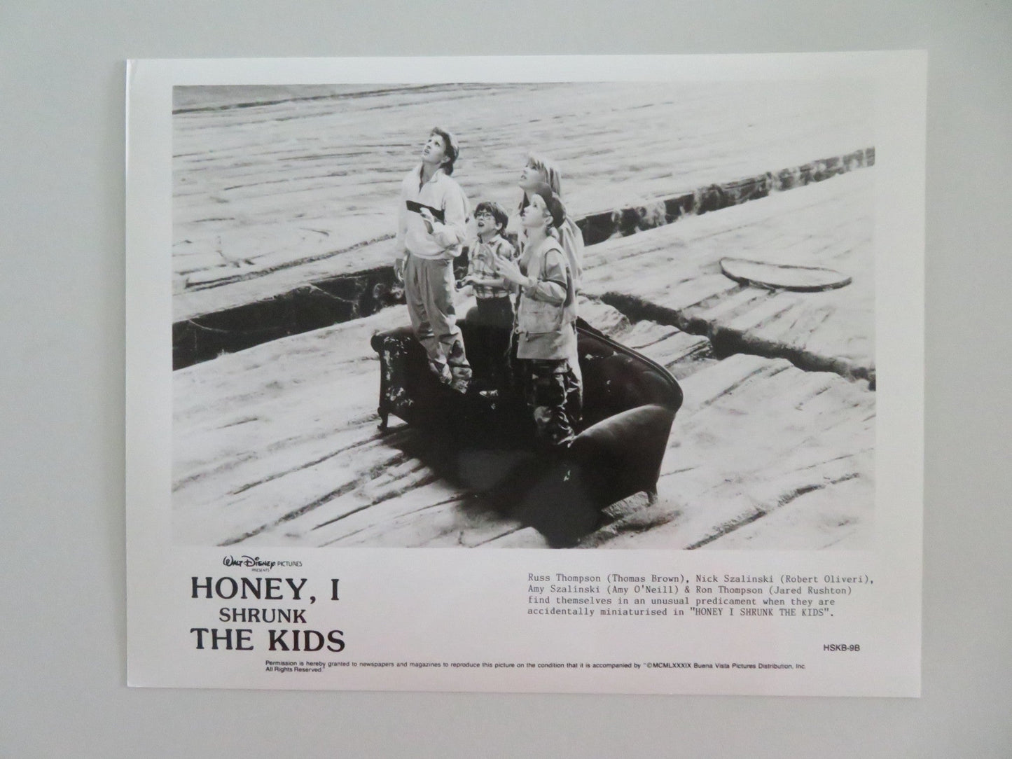 HONEY I SHRUNK THE KIDS MOVIE STILL PHOTO LOT OF 5 DISNEY RICK MORANIS 1989 - Rendezvous Cinema