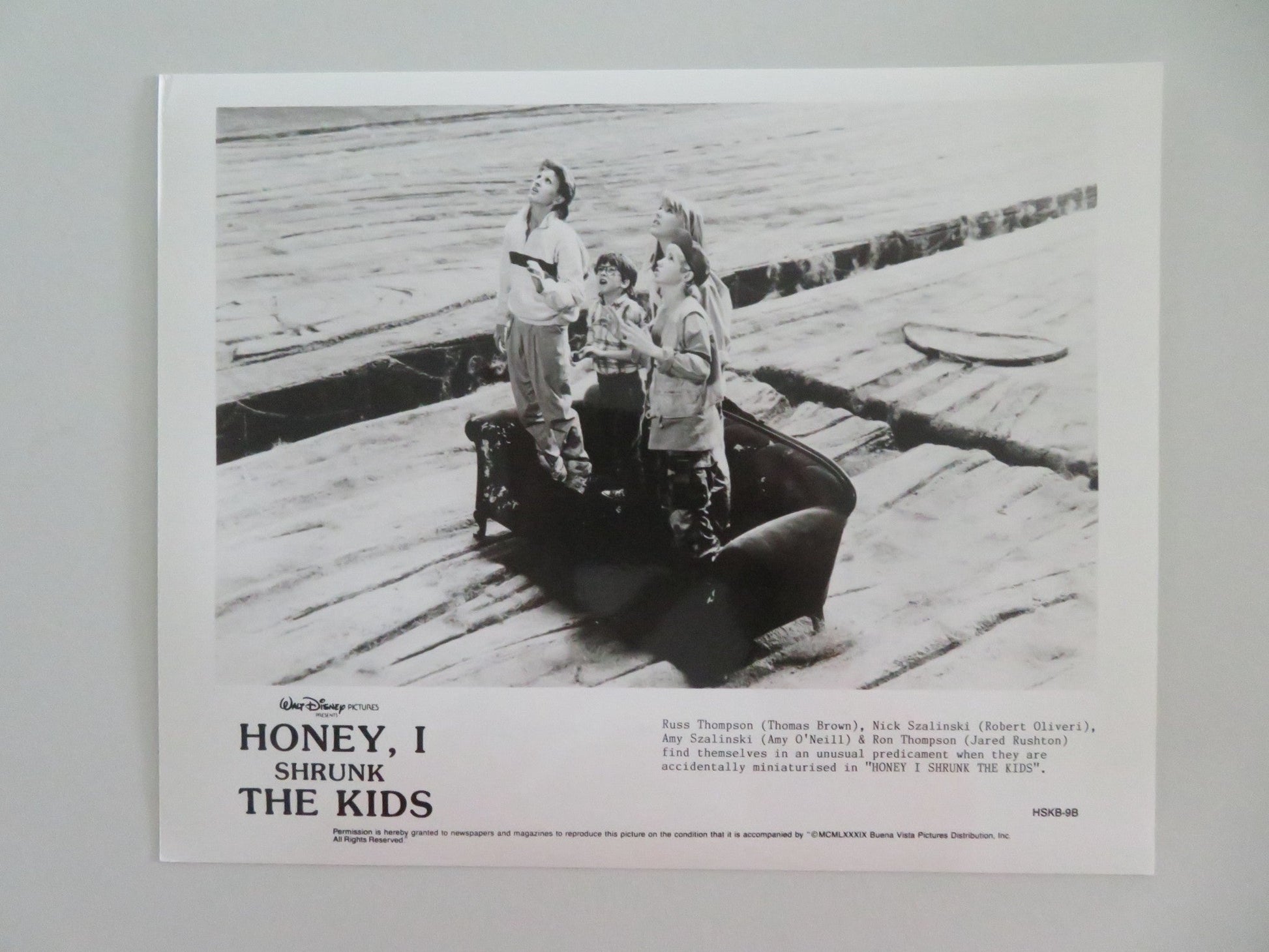 HONEY I SHRUNK THE KIDS MOVIE STILL PHOTO LOT OF 5 DISNEY RICK MORANIS 1989 - Rendezvous Cinema