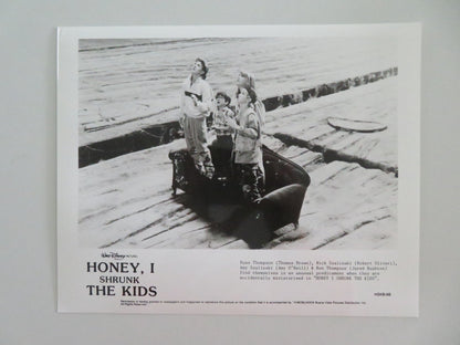 HONEY I SHRUNK THE KIDS MOVIE STILL PHOTO LOT OF 5 DISNEY RICK MORANIS 1989 - Rendezvous Cinema