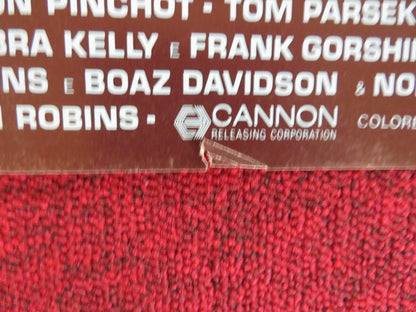 HOT RESORT - A ITALIAN FOTOBUSTA POSTER CANNON TOM PARSEKIAN MICHAEL KERZ 1985 Rendezvous Cinema Movie posters