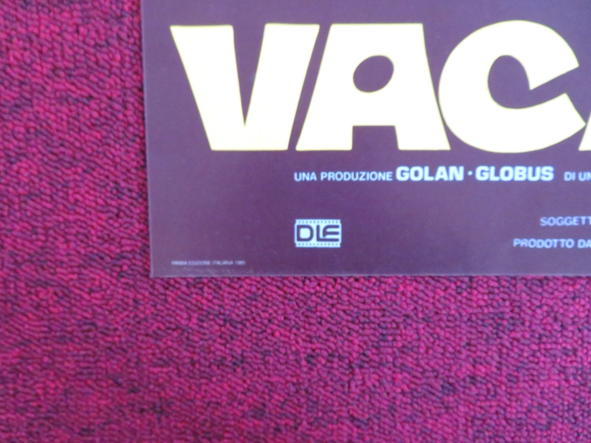 HOT RESORT - A ITALIAN FOTOBUSTA POSTER CANNON TOM PARSEKIAN MICHAEL KERZ 1985 Rendezvous Cinema Movie posters